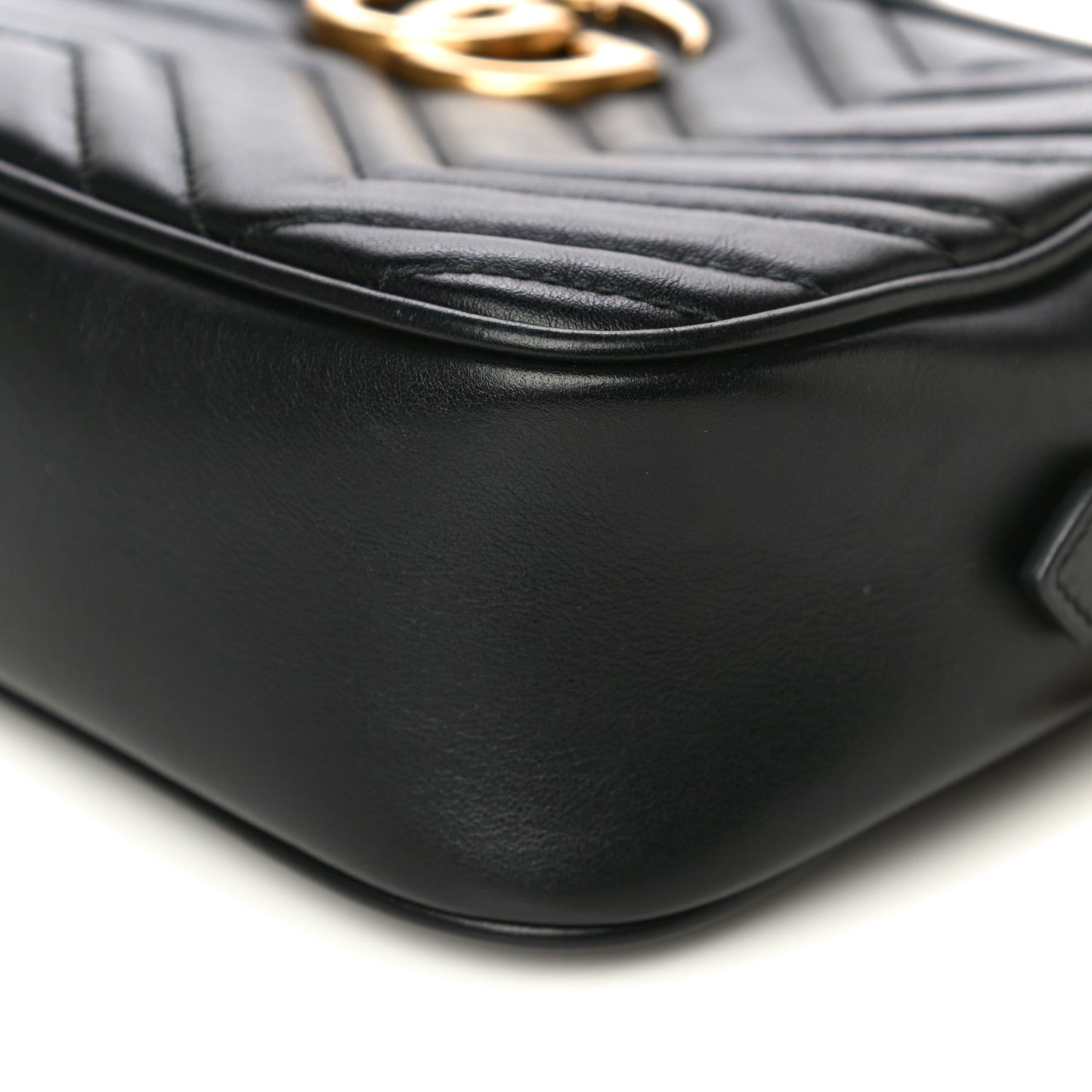 Calfskin Matelasse Small GG Marmont Chain Shoulder Bag Black