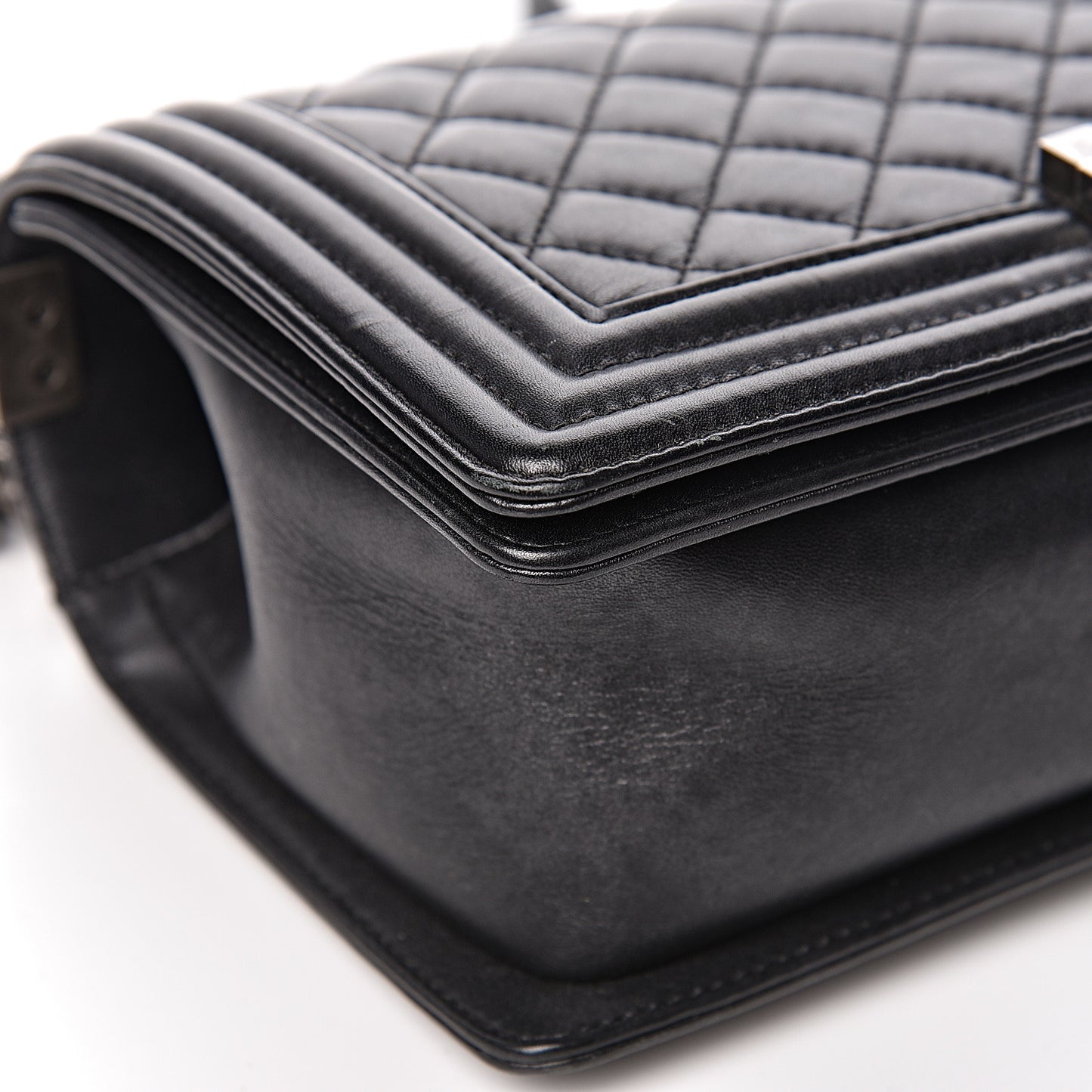 Lambskin Quilted Medium Boy Flap Black