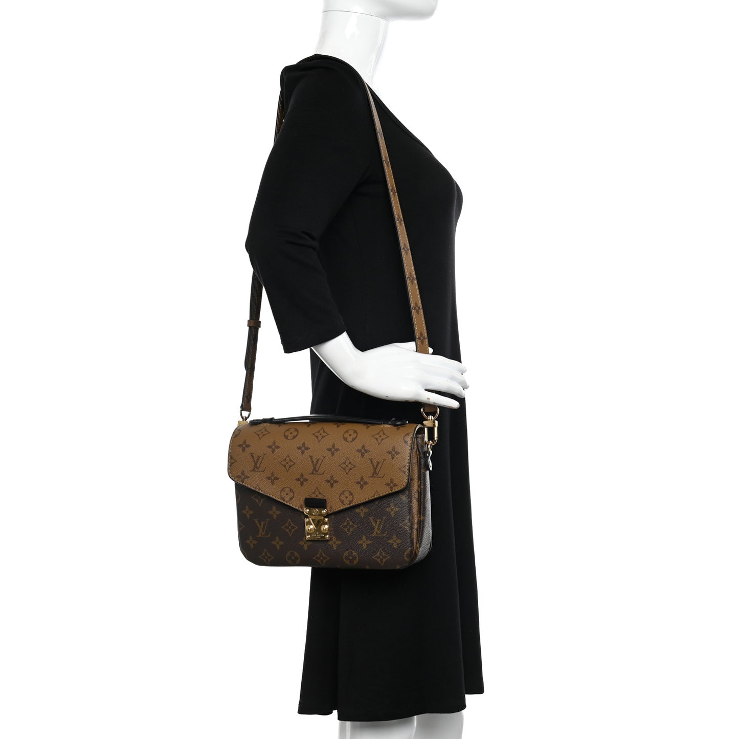 Reverse Monogram Pochette Metis