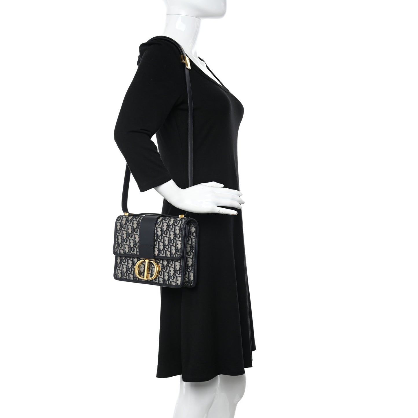 Oblique 30 Montaigne Flap Bag Blue