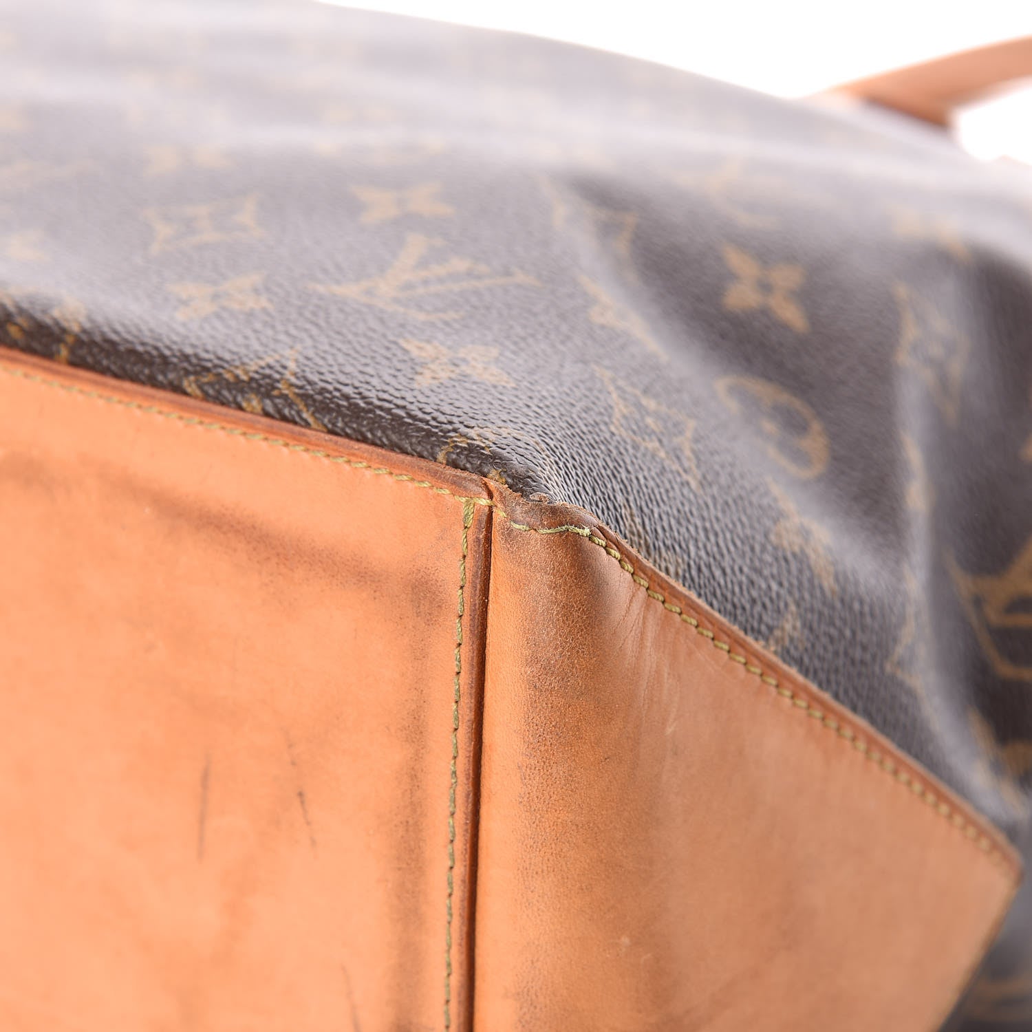 Louis Vuitton Monogram Cabas Mezzo 9 of 17