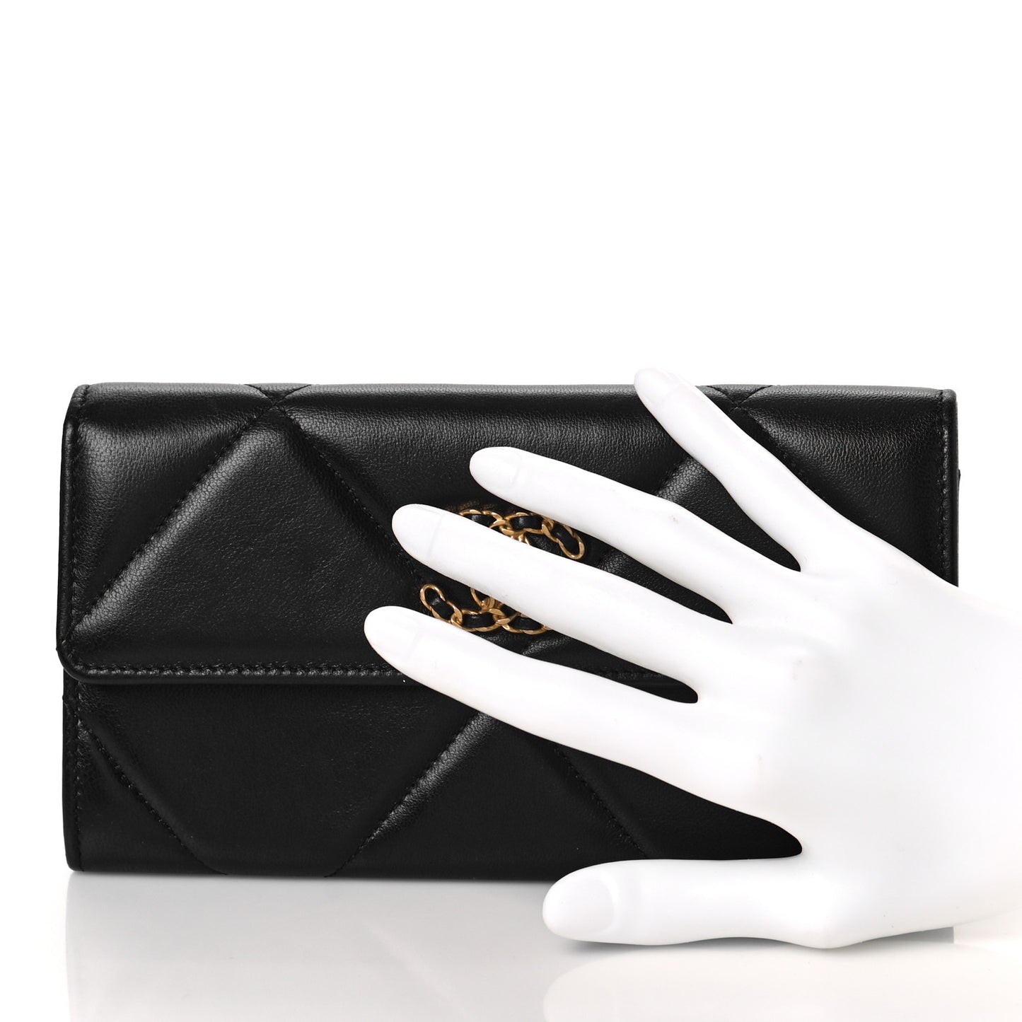 Lambskin Quilted Chanel 19 Flap Wallet Black