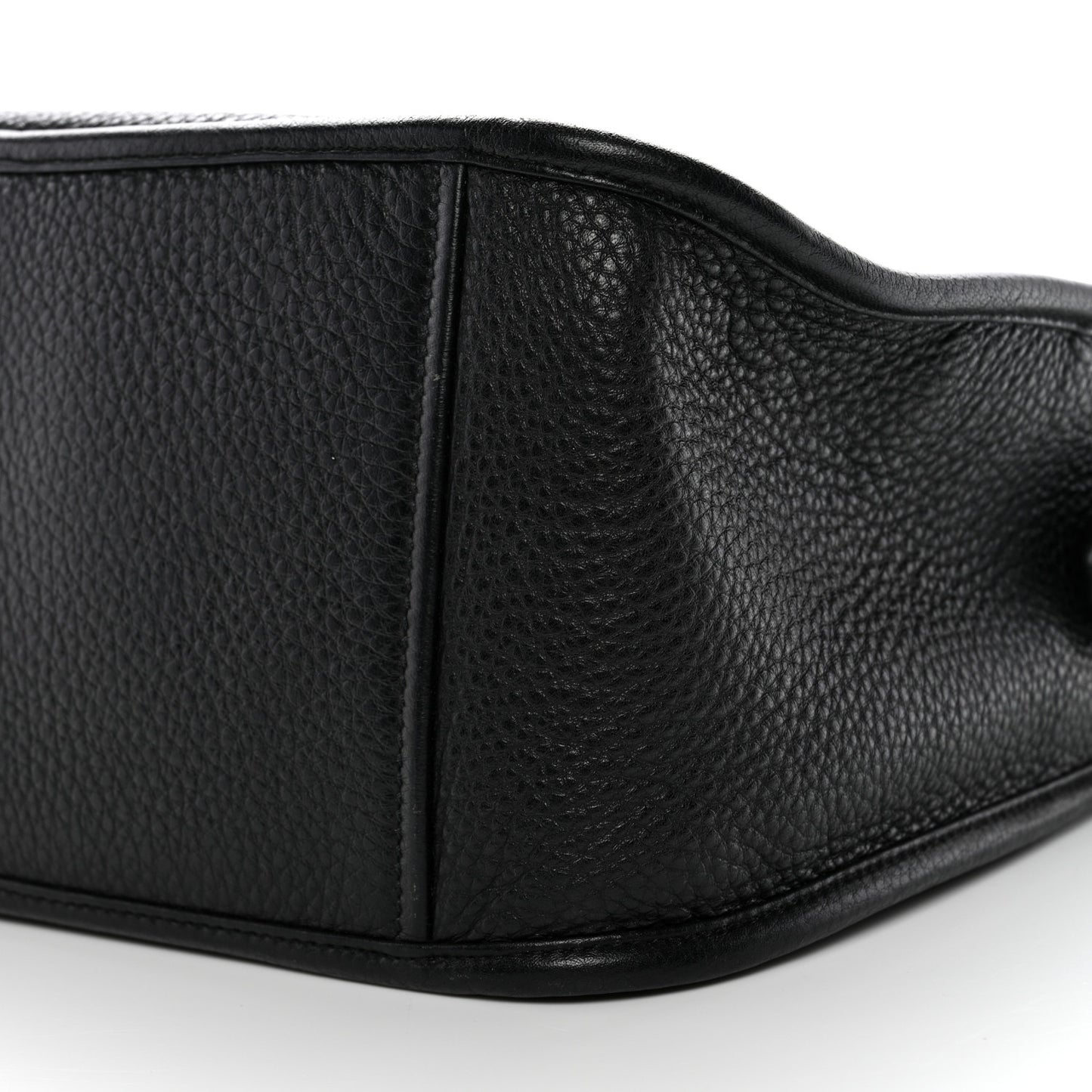 Vitello Daino Hobo Messenger Bag Black