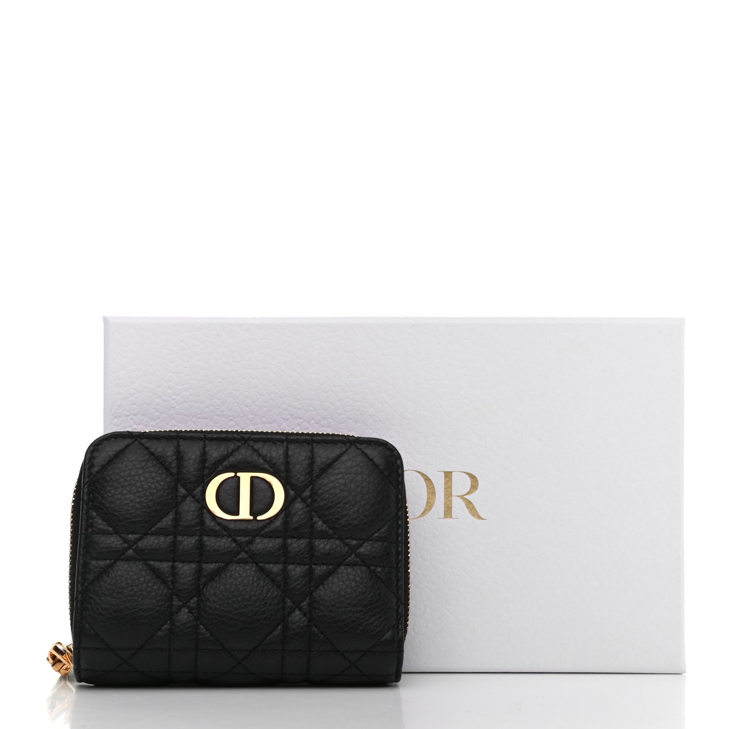 Grained Calfskin Supple Cannage Caro Scarlet Zipped Wallet Black