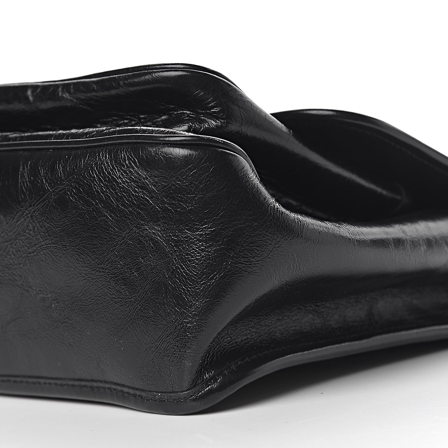 Saint Laurent Crinkled Calfskin Matelasse Monogram Medium Niki Chain Satchel Black 9 of 10
