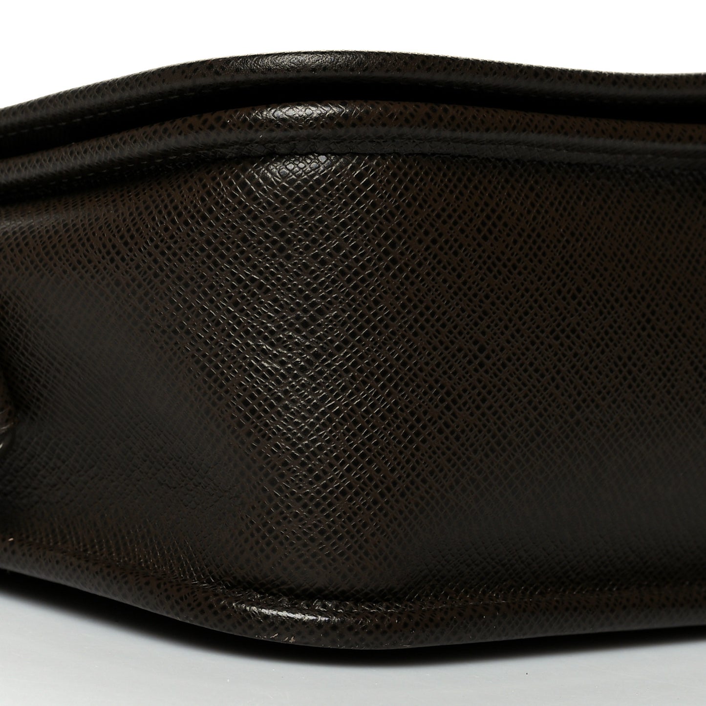 Taiga Andrei Messenger Bag Grizzli