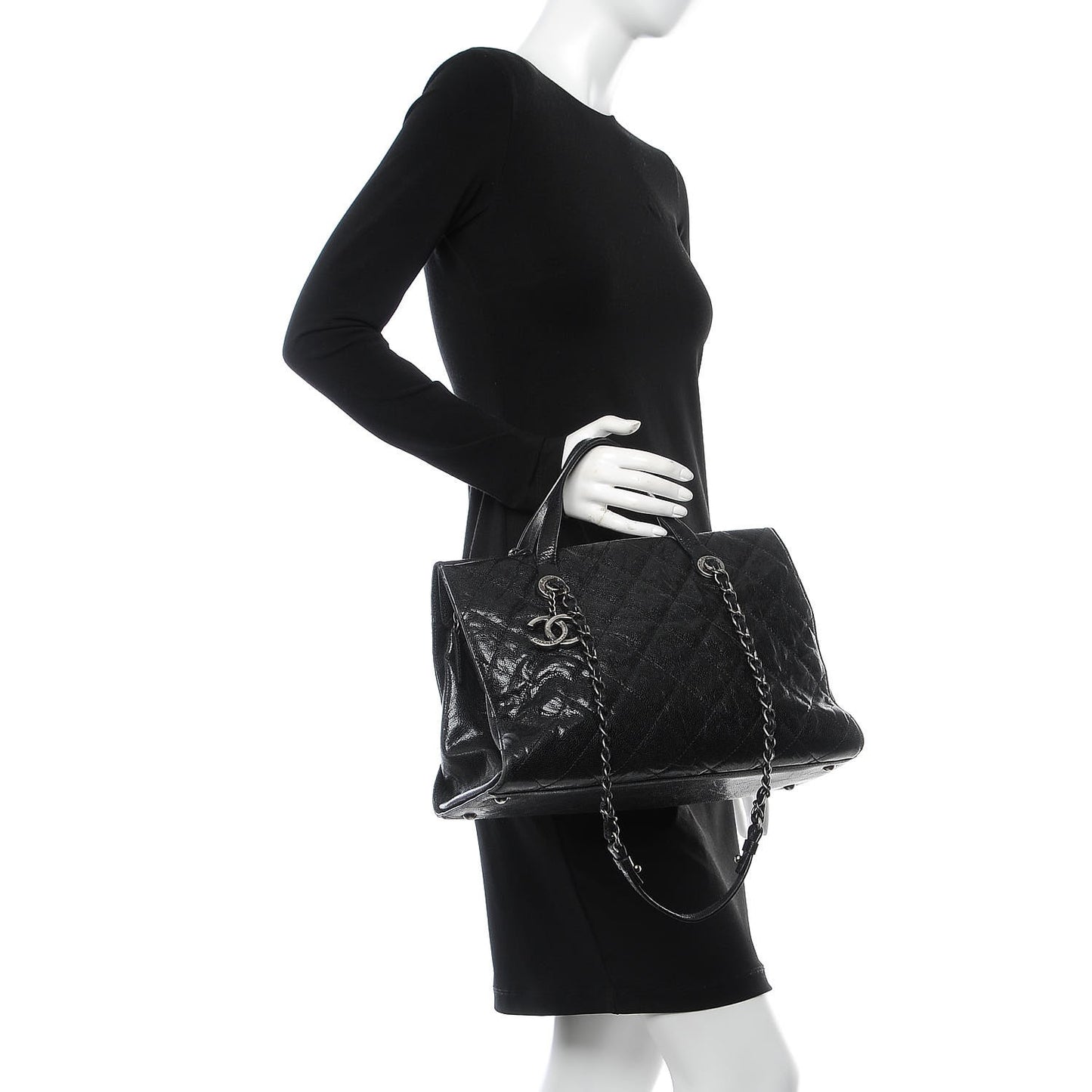 Crumpled Grained Calfskin Quilted CC Crave Tote Black