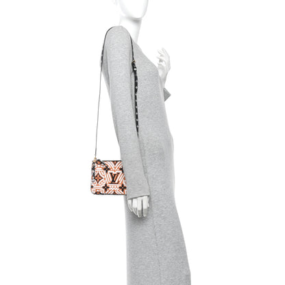 Louis Vuitton Monogram Giant Crafty Double Zip Pochette Creme Caramel 2 of 11