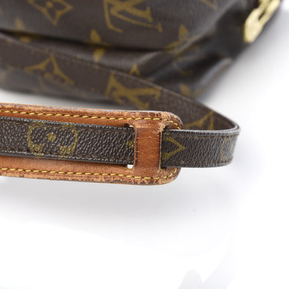 Louis Vuitton Monogram Amazone PM 14 of 16