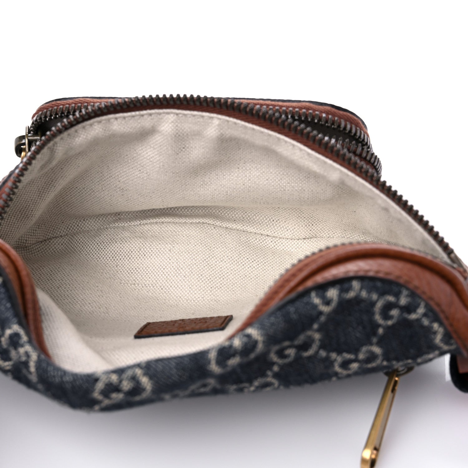 Gucci New Denim GG Monogram Dollar Calfskin Web Retro Interlocking G Belt Bag Blue Tea Cuir Epilog 5 of 10