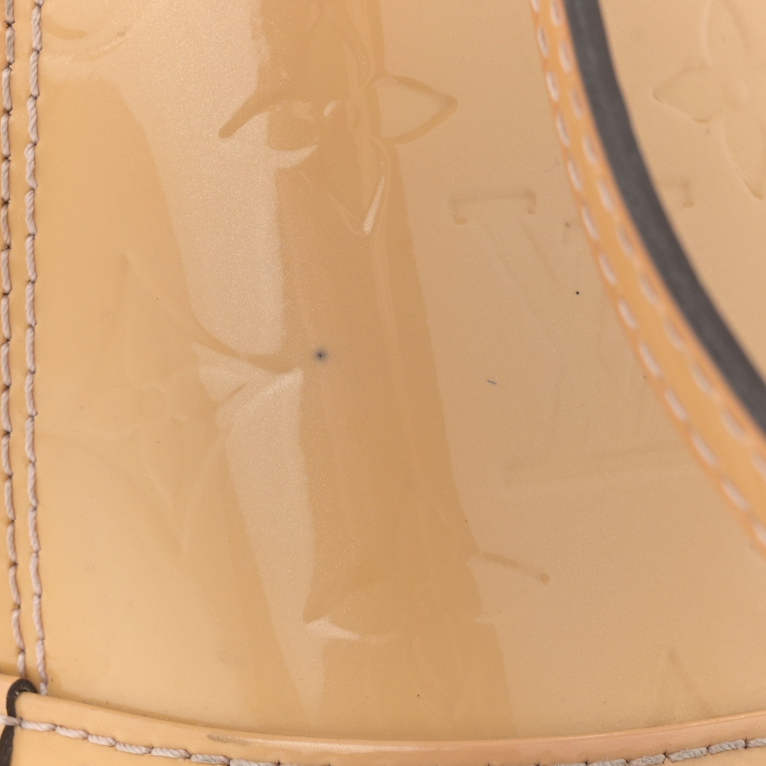 Louis Vuitton Vernis Alma BB Dune 16 of 18