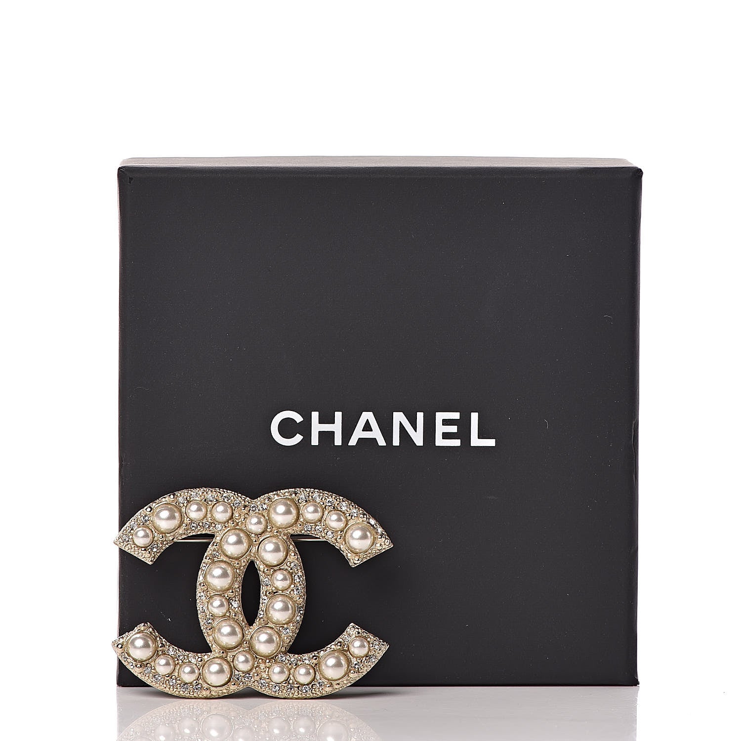 Chanel Pearl Crystal CC Brooch Gold 5 of 5