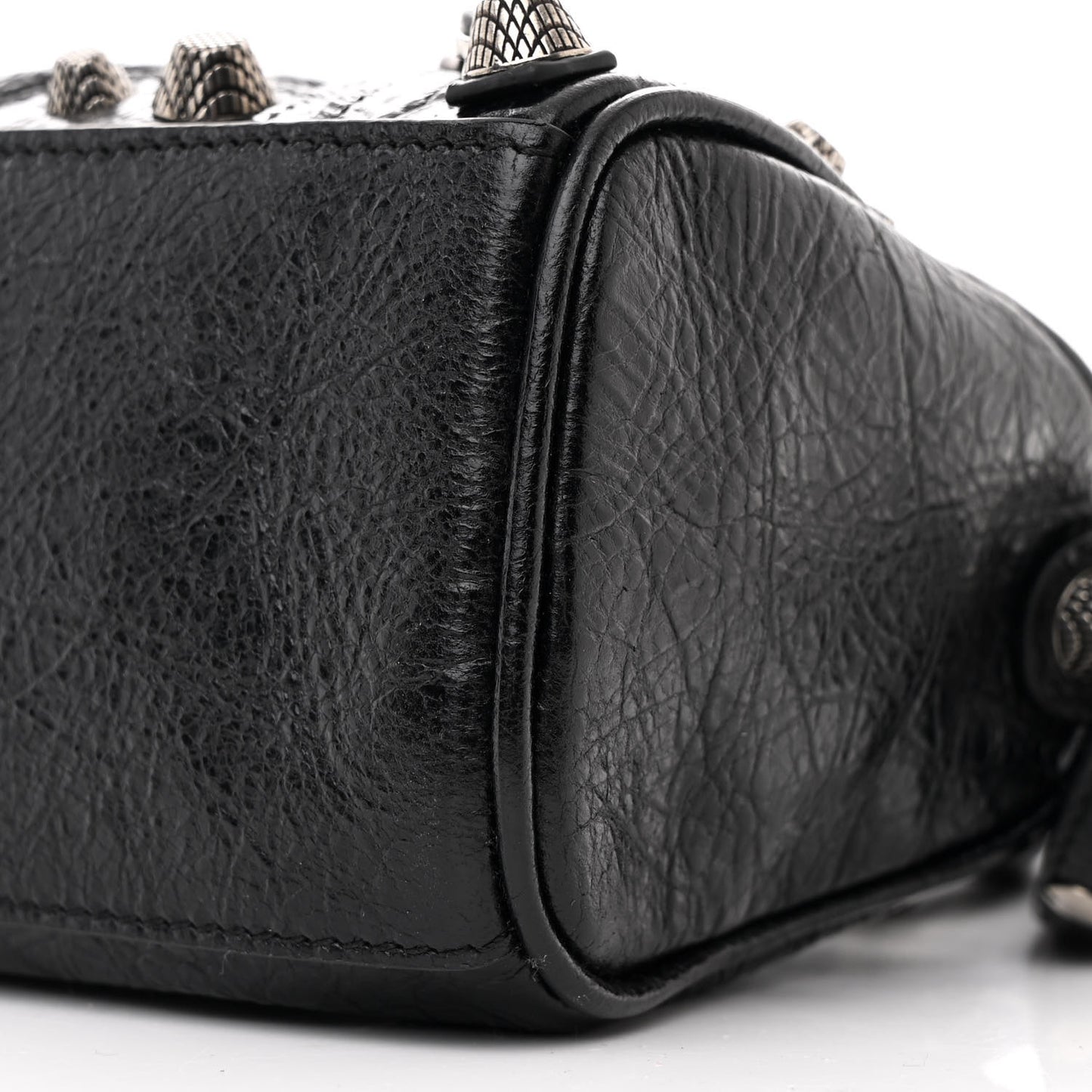 Agneau Arena Crystal Neo Nano Cagole Handbag Black