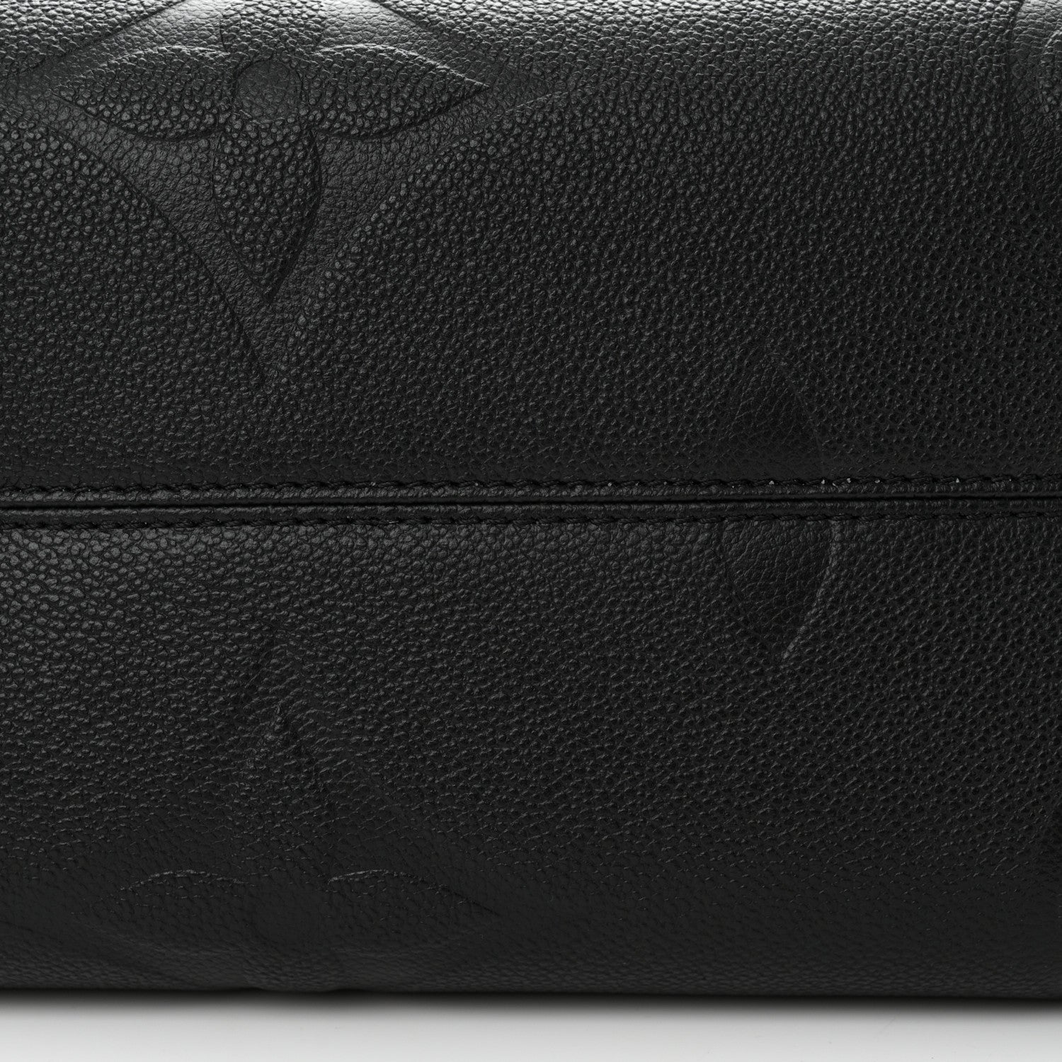 Louis Vuitton Empreinte Monogram Giant OnTheGo MM Black 12 of 12
