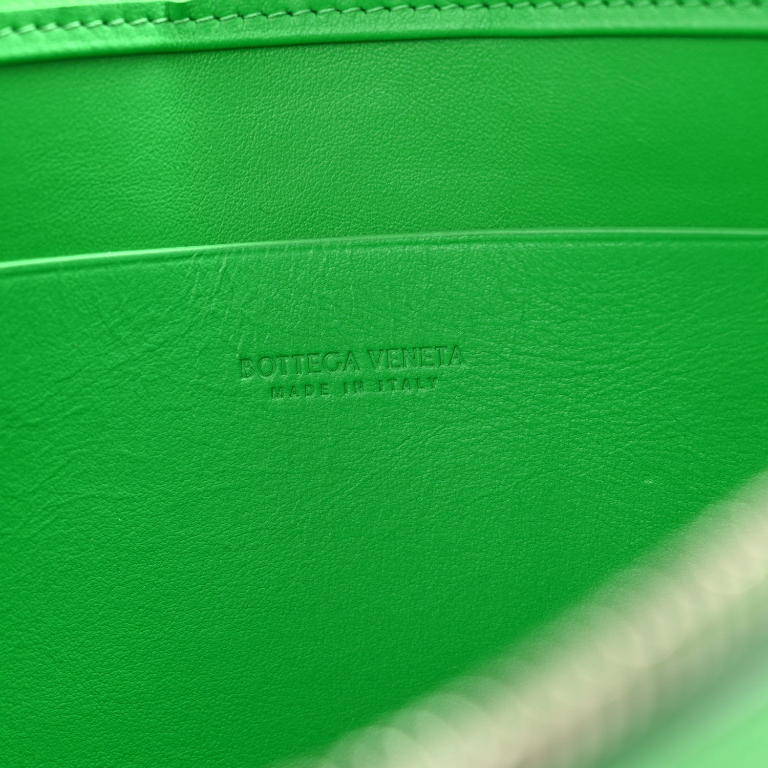 Bottega Veneta Nappa Maxi Intrecciato Medium Cassette Flat Zip Pouch Parakeet 6 of 9