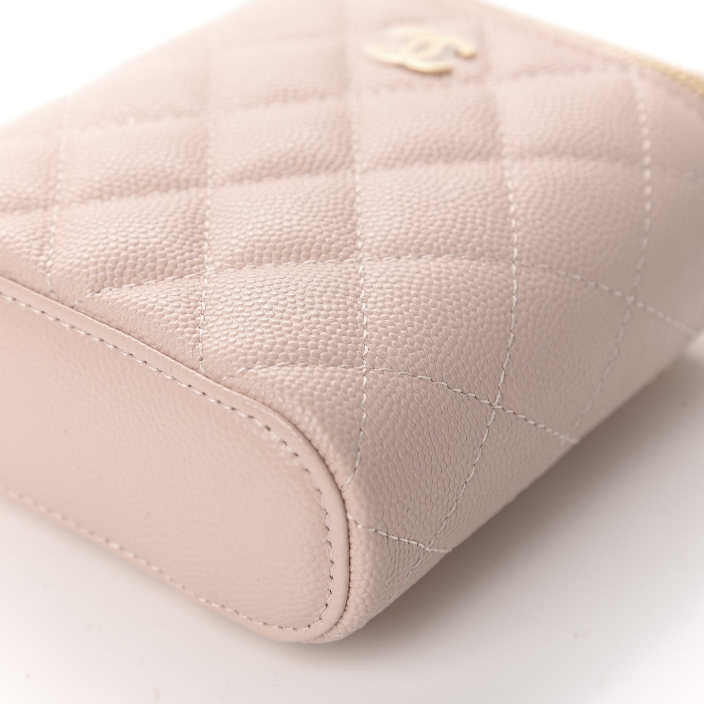 Caviar Quilted Small Vertical Coco Beauty Vanity Case With Chain Light Pink
