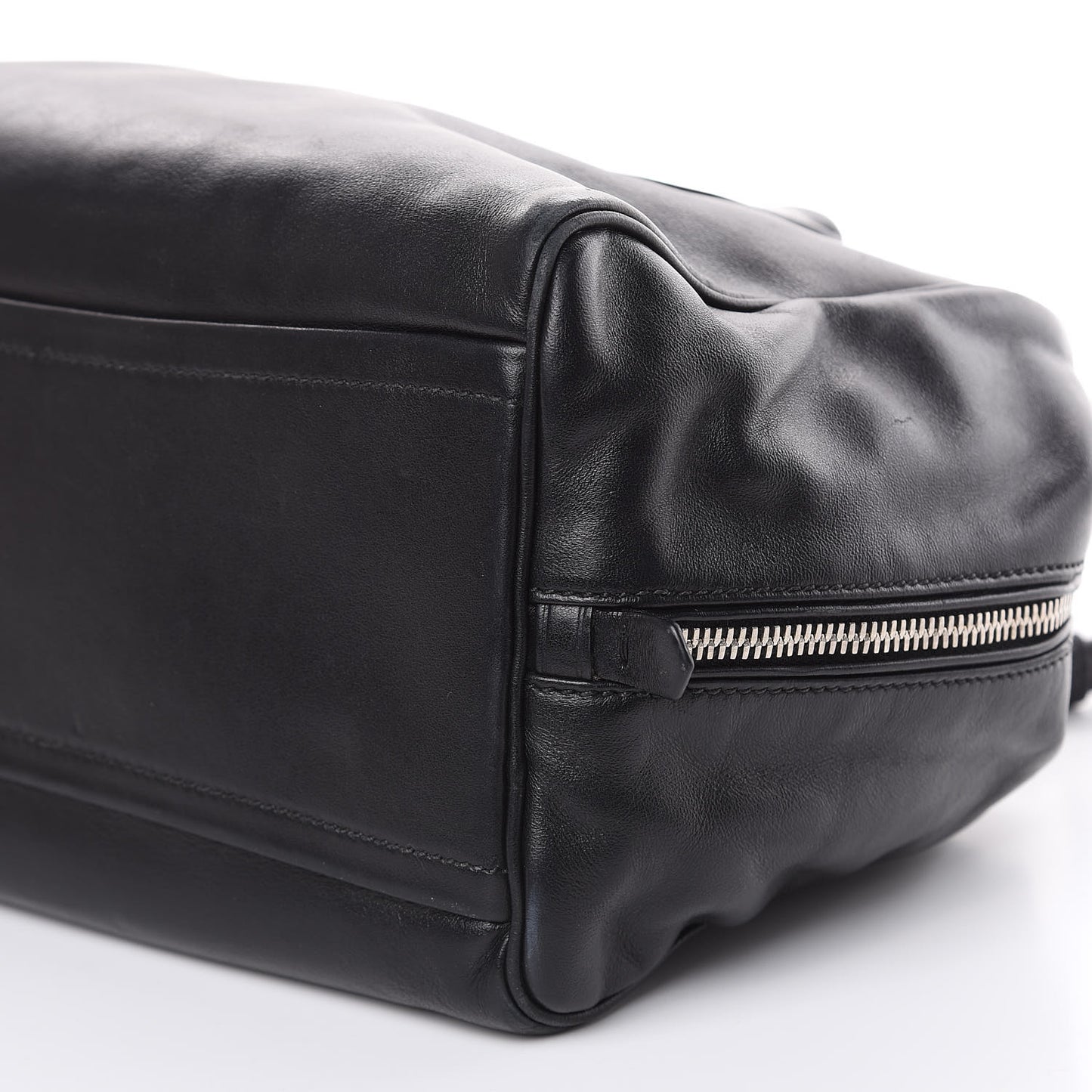 Soft Calf Medium Inside Tote Black Mughetto