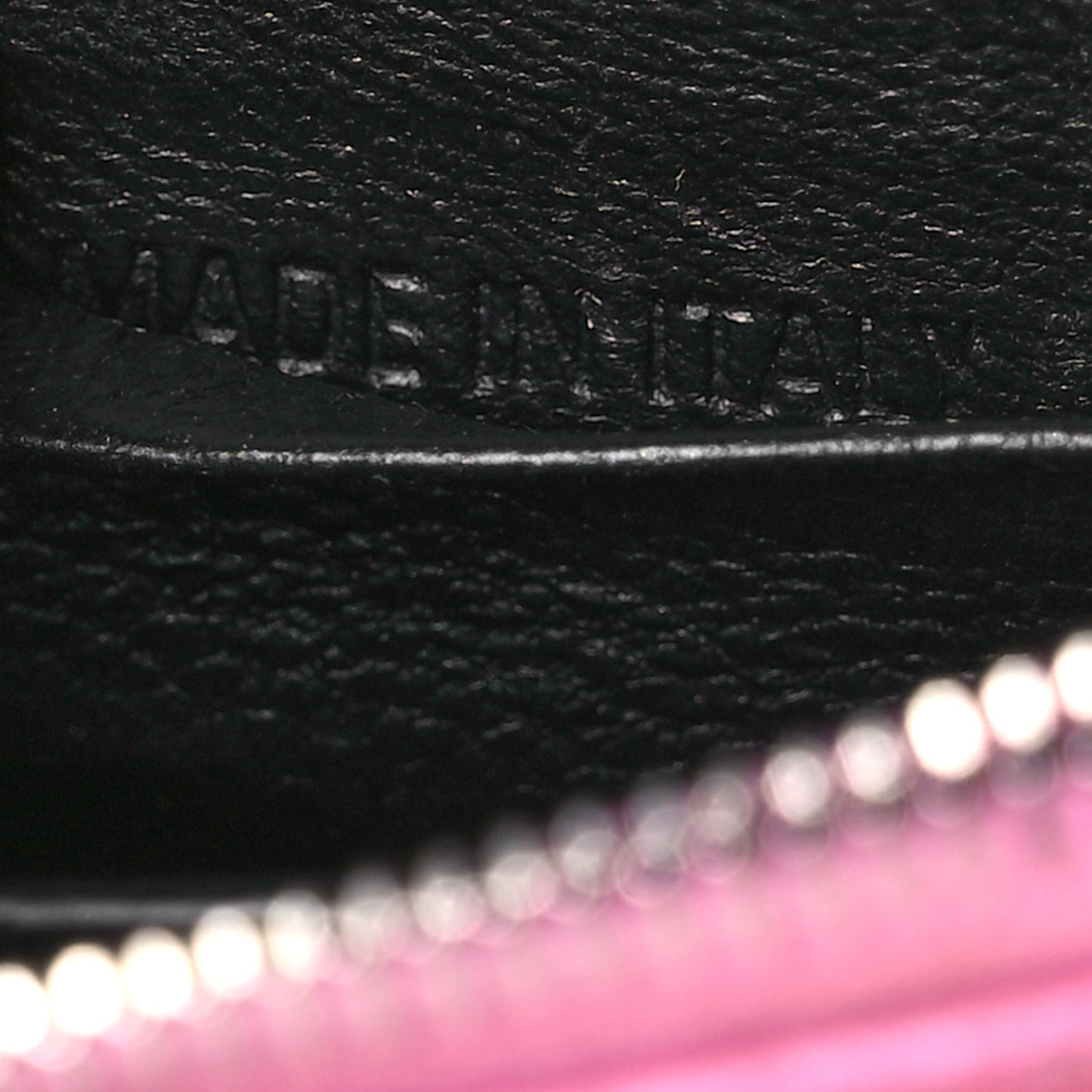 Metallic Shiny Calfskin Crocodile Embossed Hourglass Chain Bag Pink
