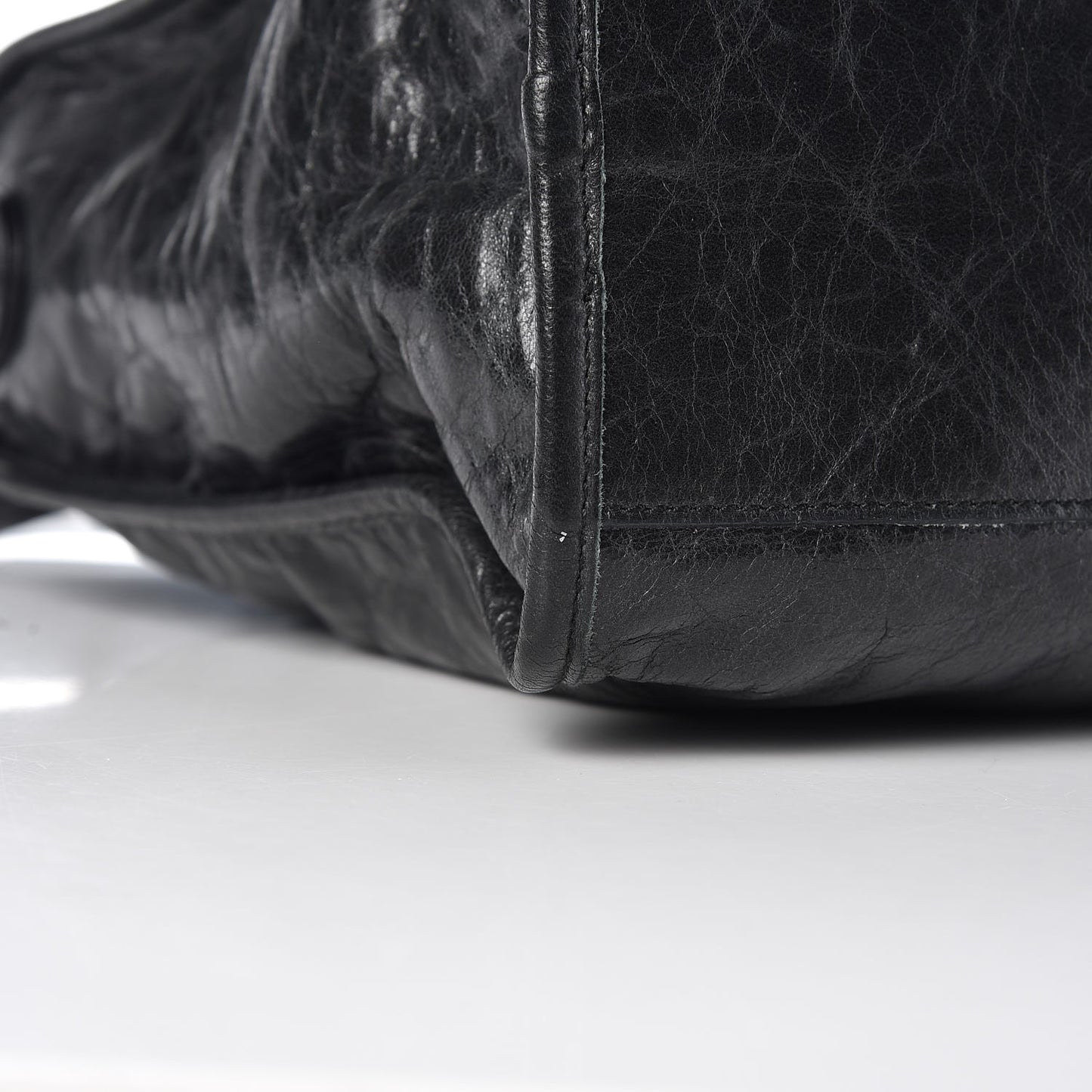 Chevre Classic Hardware City Black