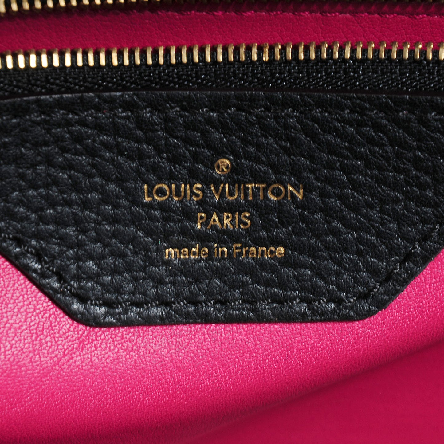 Taurillon Capucines MM Black