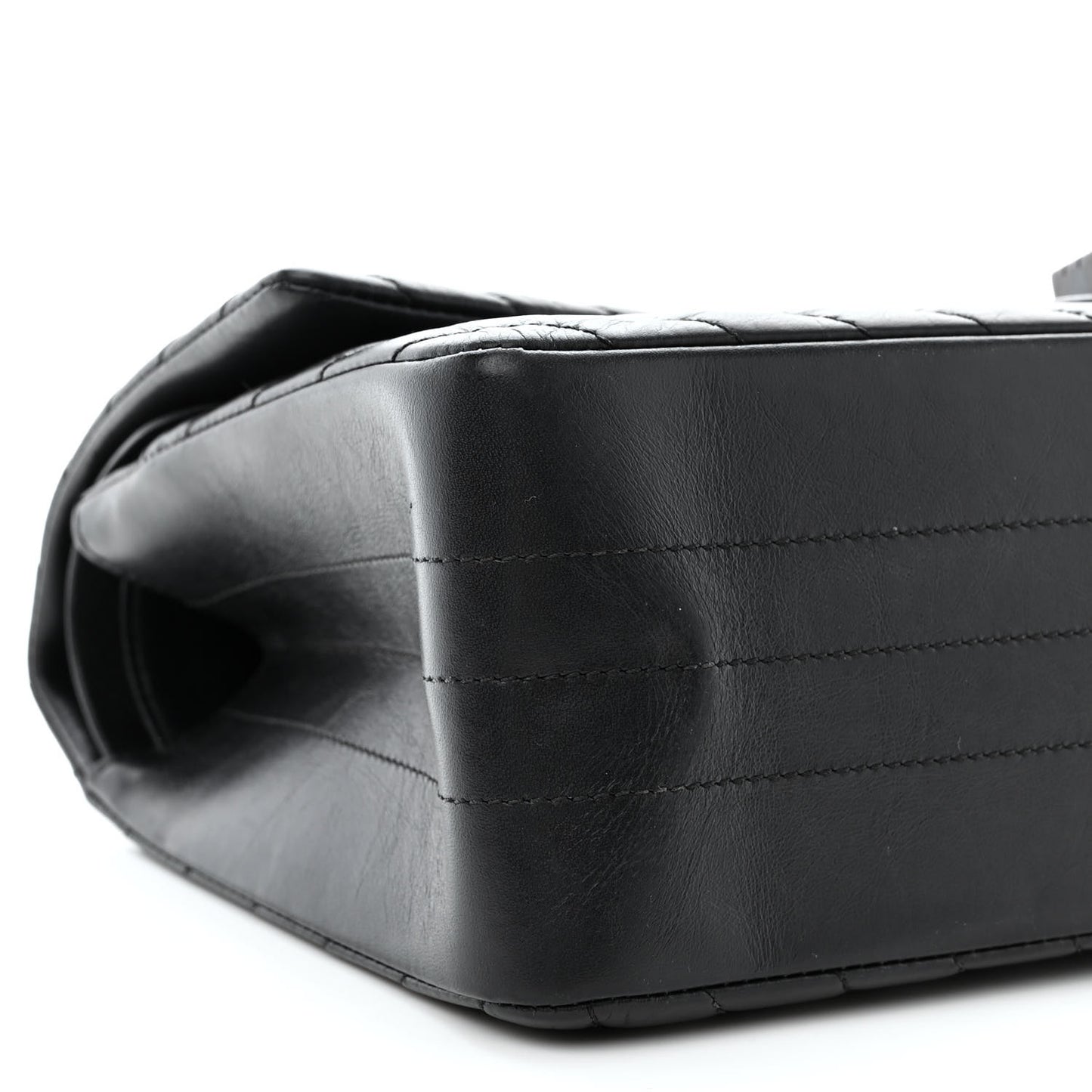 Aged Calfskin Chevron Quilted 2.55 Reissue 226 So Black
