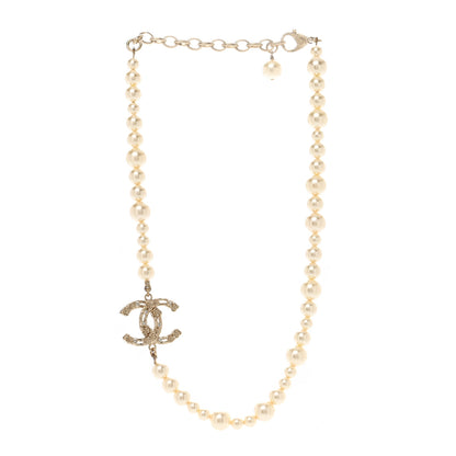 Chanel Pearl Crystal CC Camellia Short Necklace Gold 3 of 4