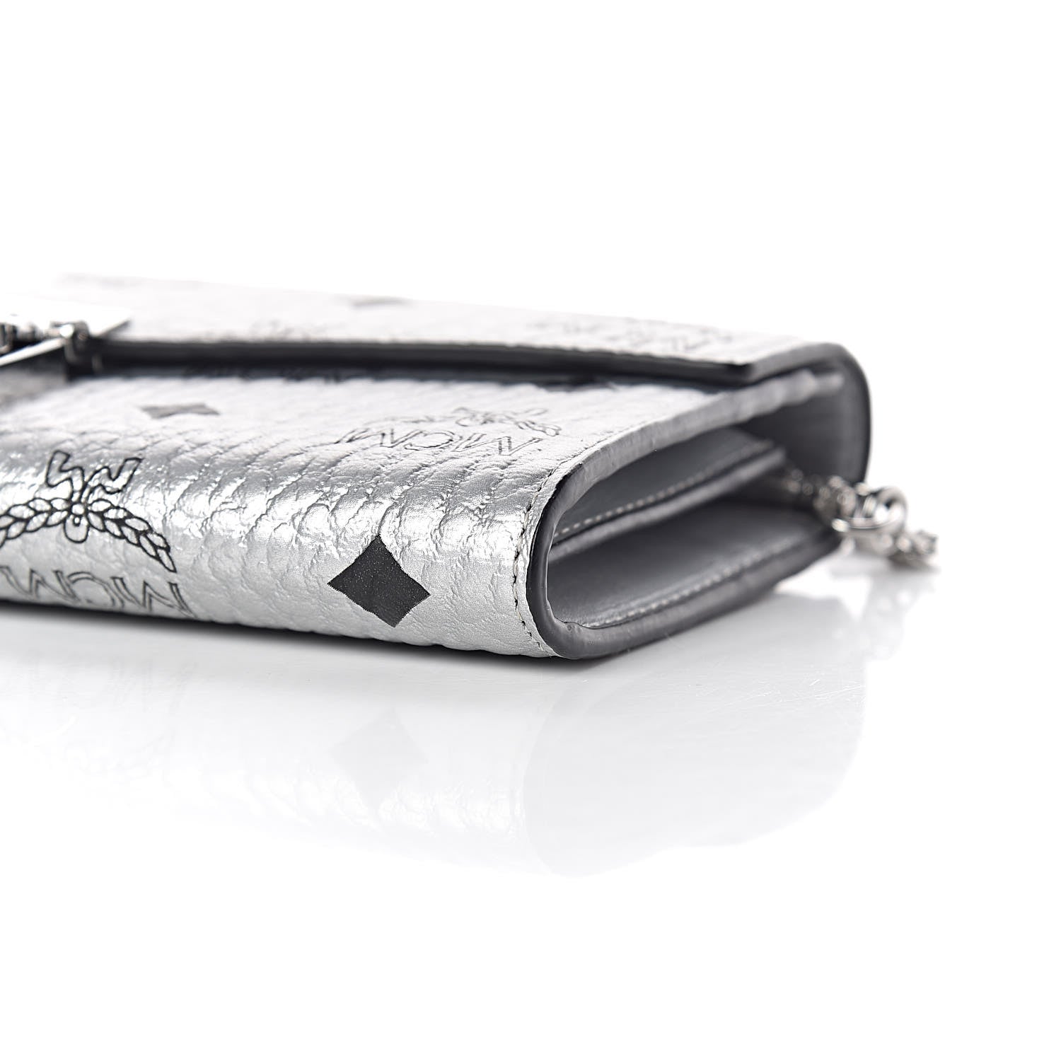 MCM Metallic Visetos Patricia Wallet On Chain Silver 8 of 9