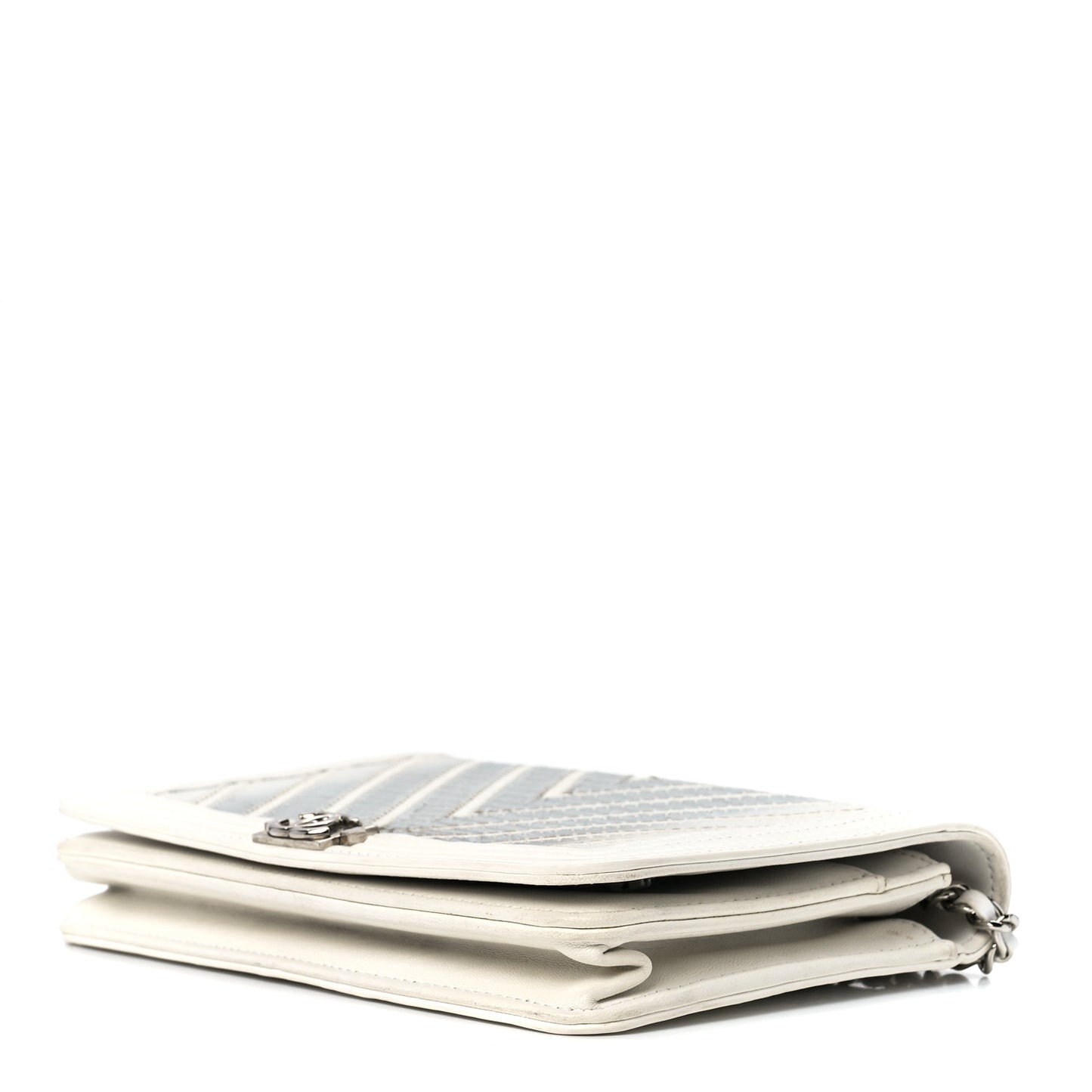 Lizard Chevron Stitched Boy Wallet On Chain WOC White Silver