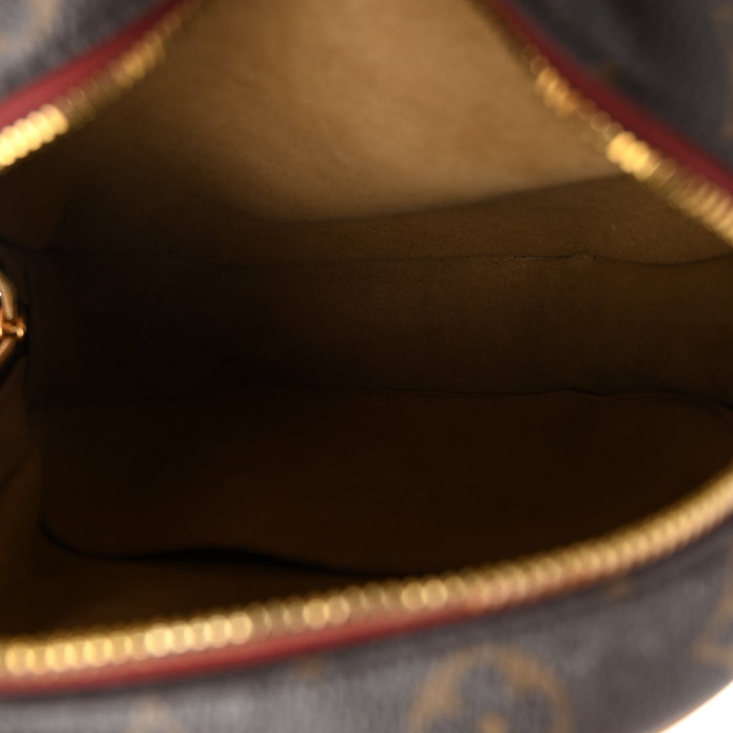 Monogram Boite Chapeau Souple