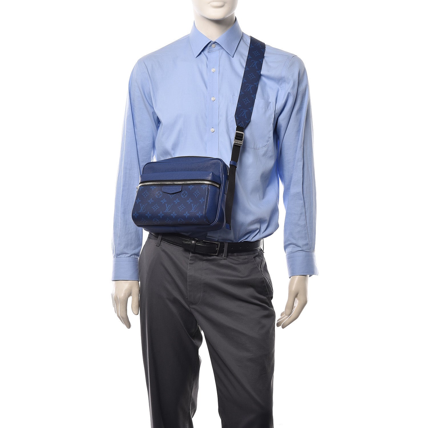 Louis Vuitton Taiga Monogram Outdoor Messenger Cobalt 2 of 6