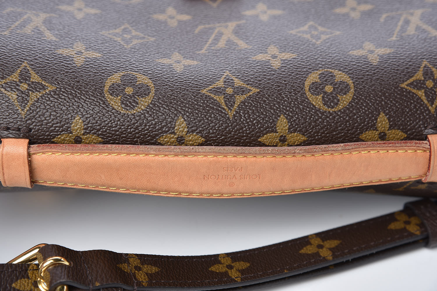 Louis Vuitton Monogram Pochette Metis 14 of 18