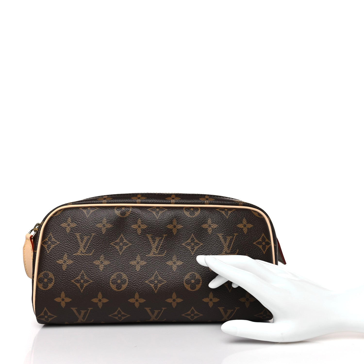 Louis Vuitton Monogram Dopp Kit Toilet Pouch 2 of 8
