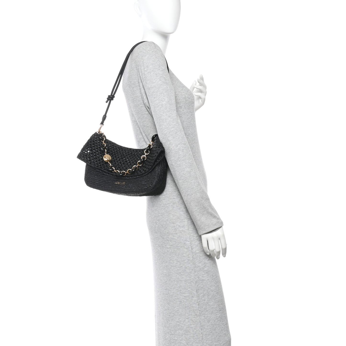 Raffia Donut Chain Medium Ola Shoulder Bag Black