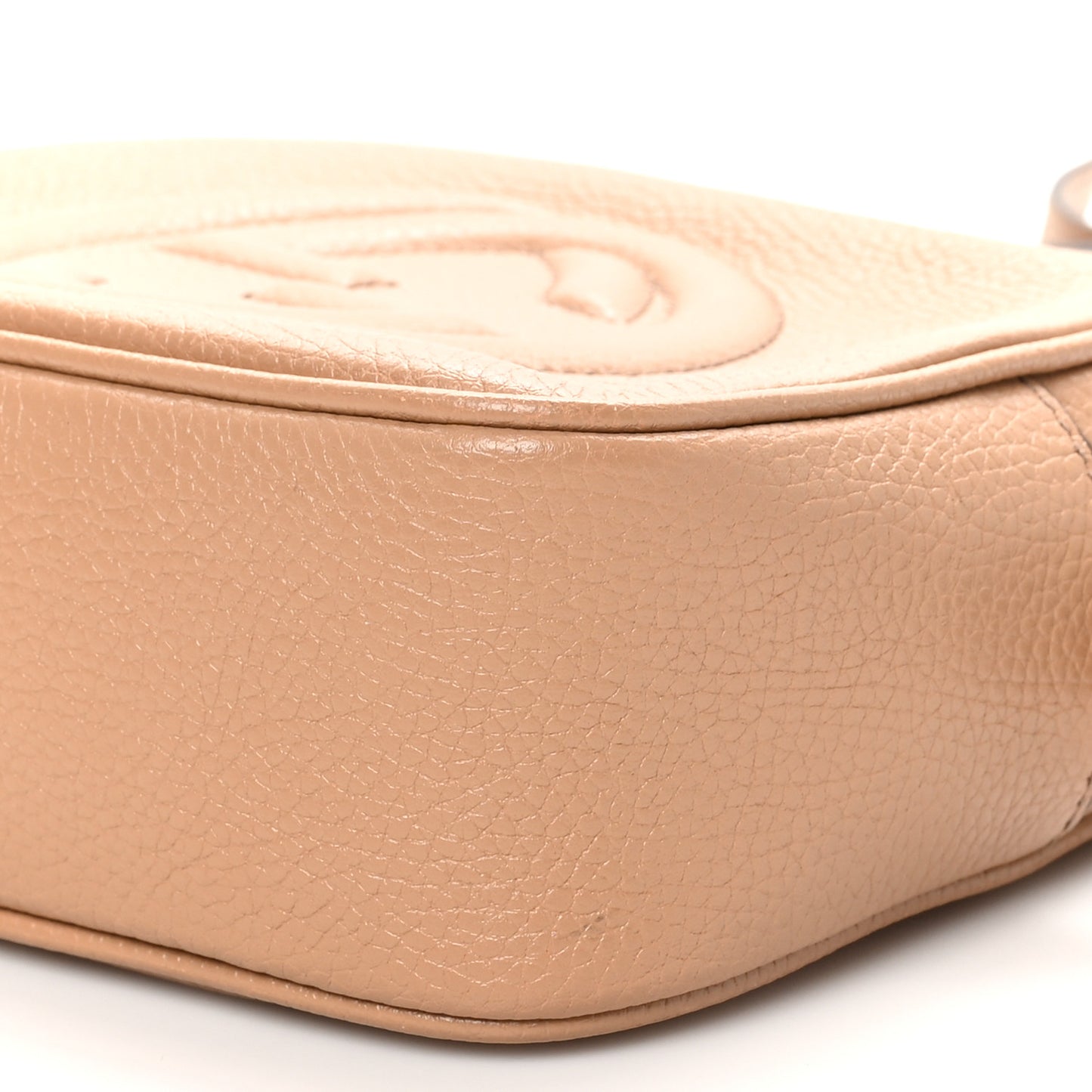 Pebbled Calfskin Small Soho Disco Bag Camelia