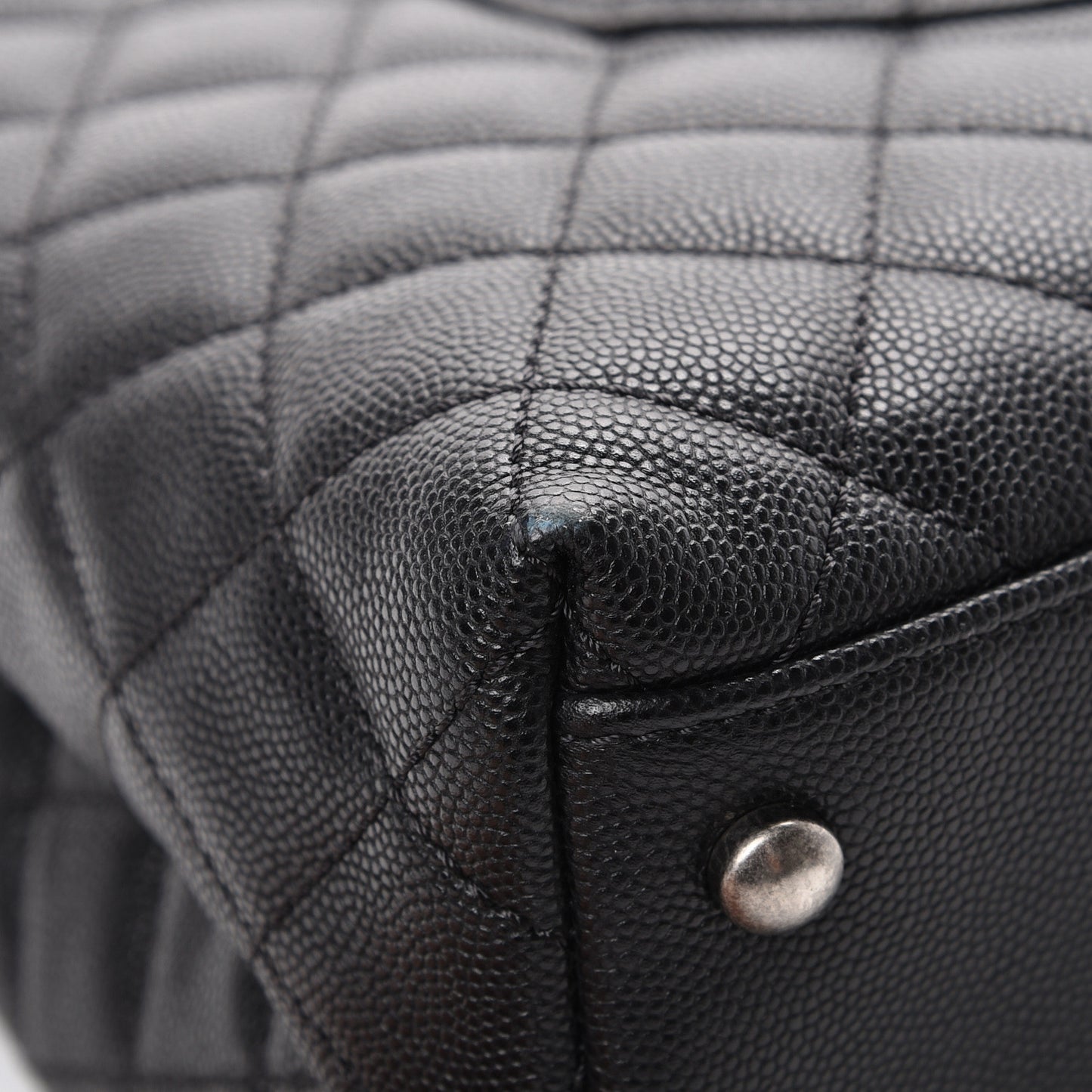 Caviar Lizard Quilted Medium Coco Handle Flap Black