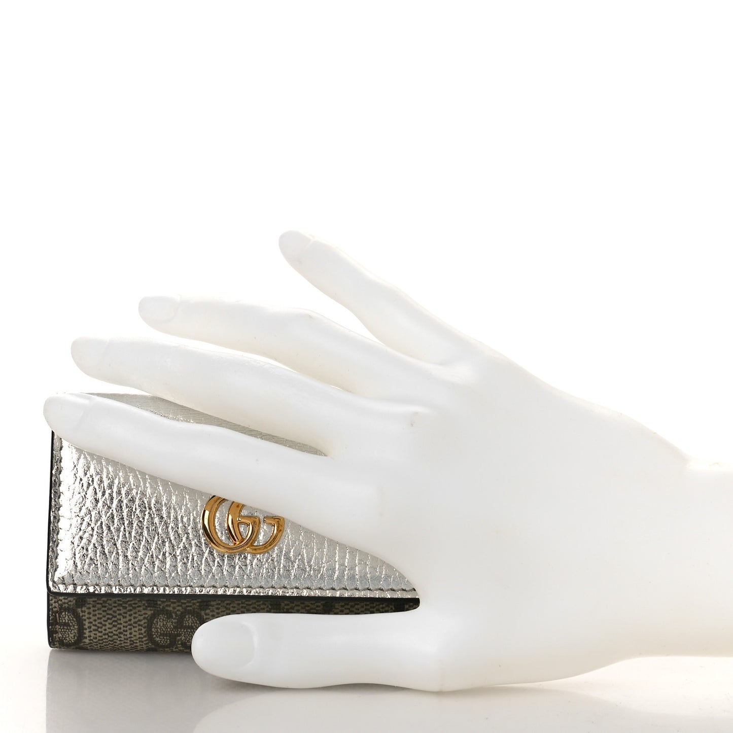 Metallic Calfskin GG Supreme Monogram GG Marmont 6 Key Holder Case Silver Beige Ebony