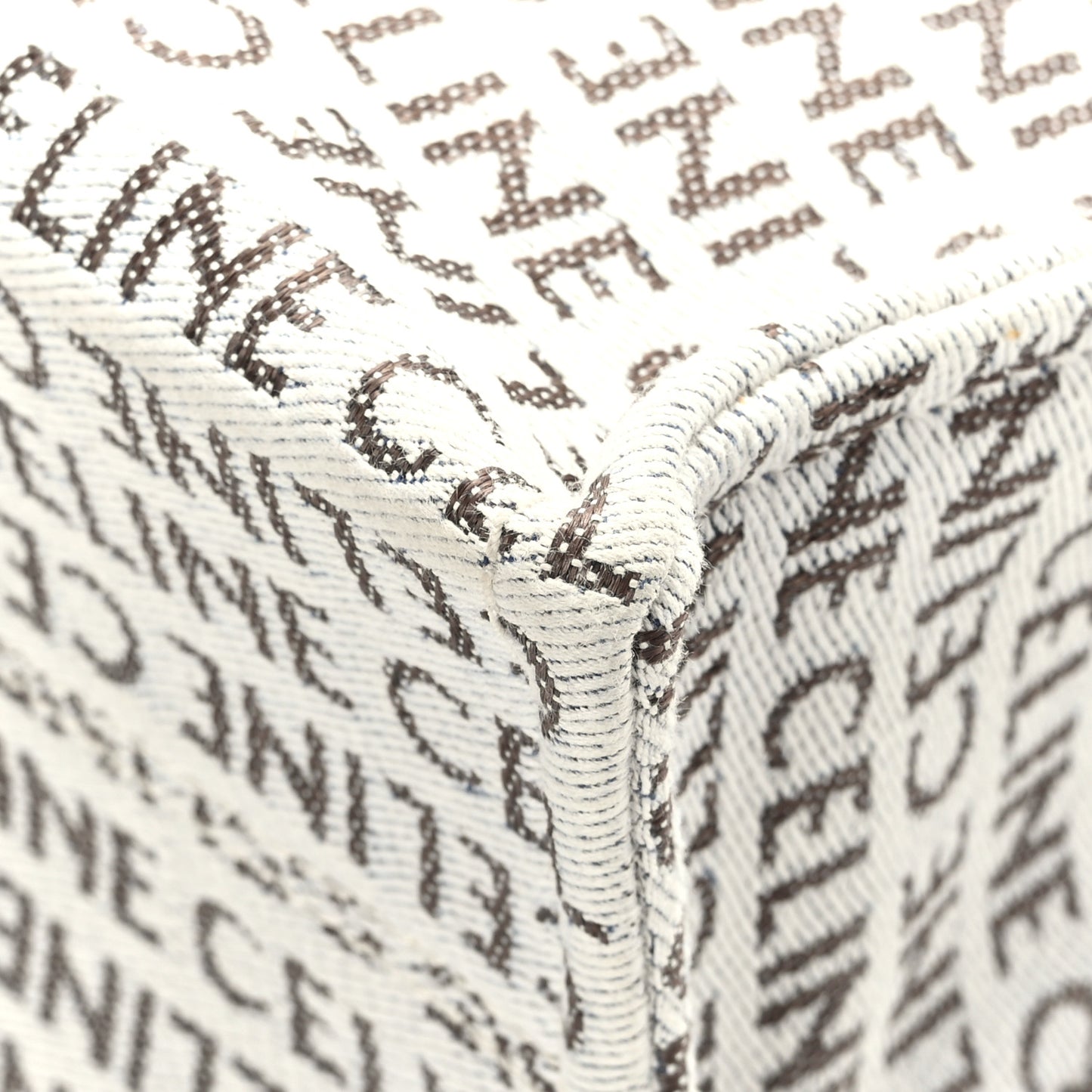 Canvas Calfskin All Over Print Small Cabas Thais White Tan