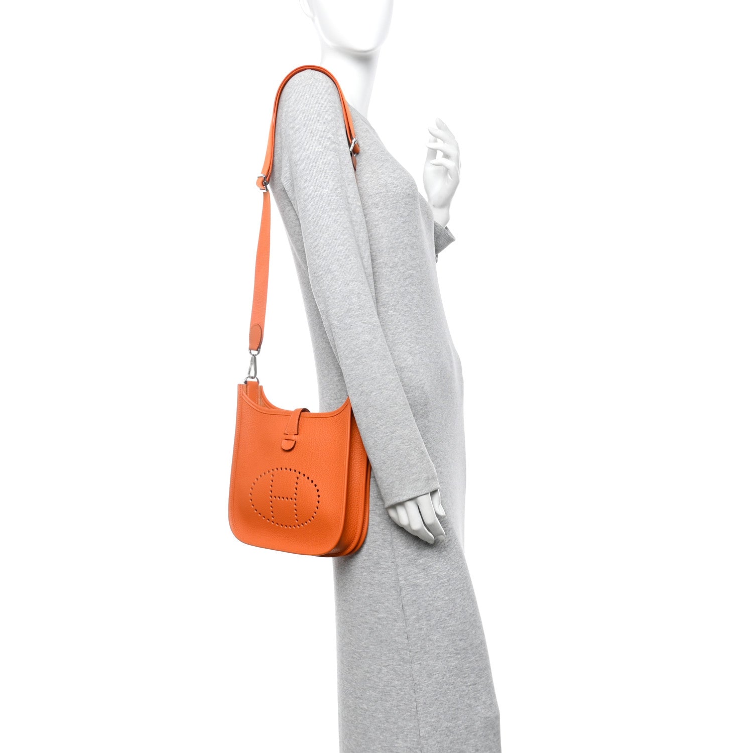 Hermes Taurillon Clemence Evelyne 23 Poche III Orange 2 of 10