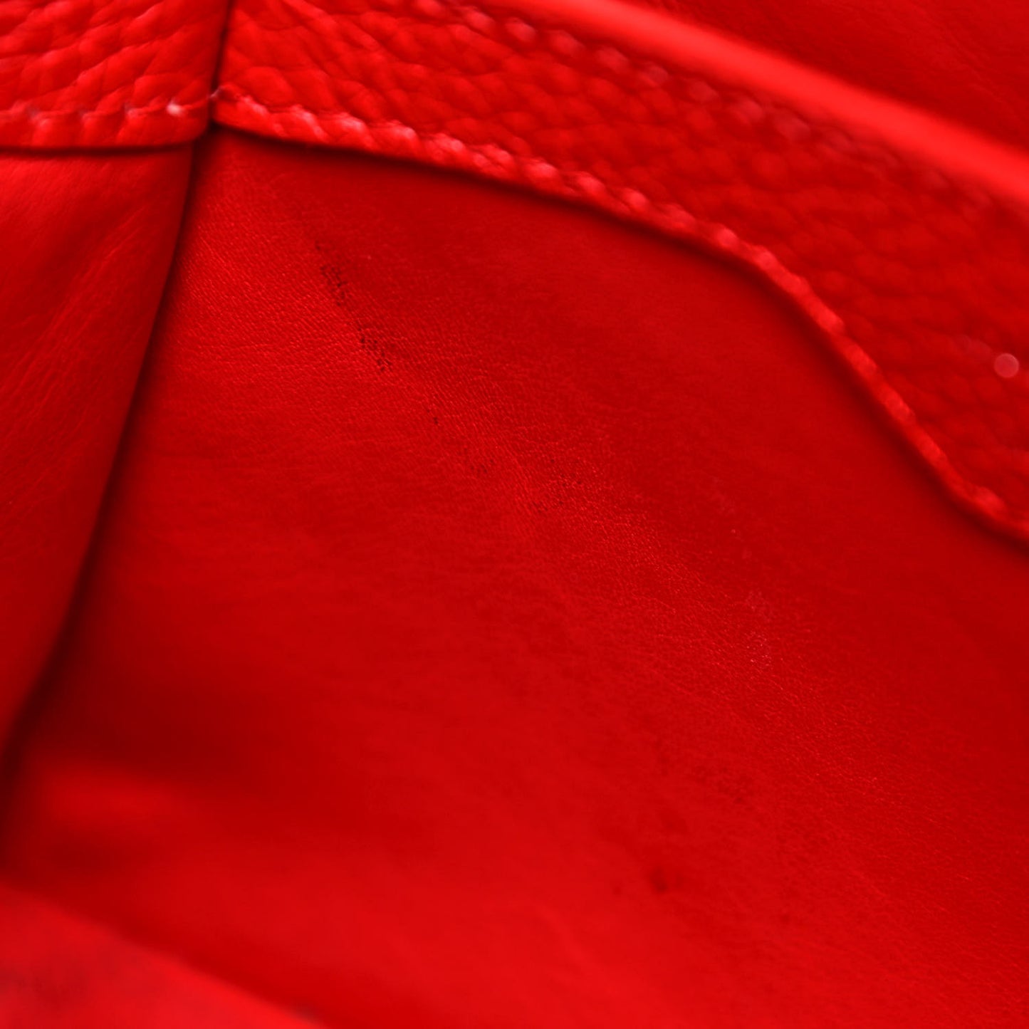 Taurillon Capucines BB Rubis