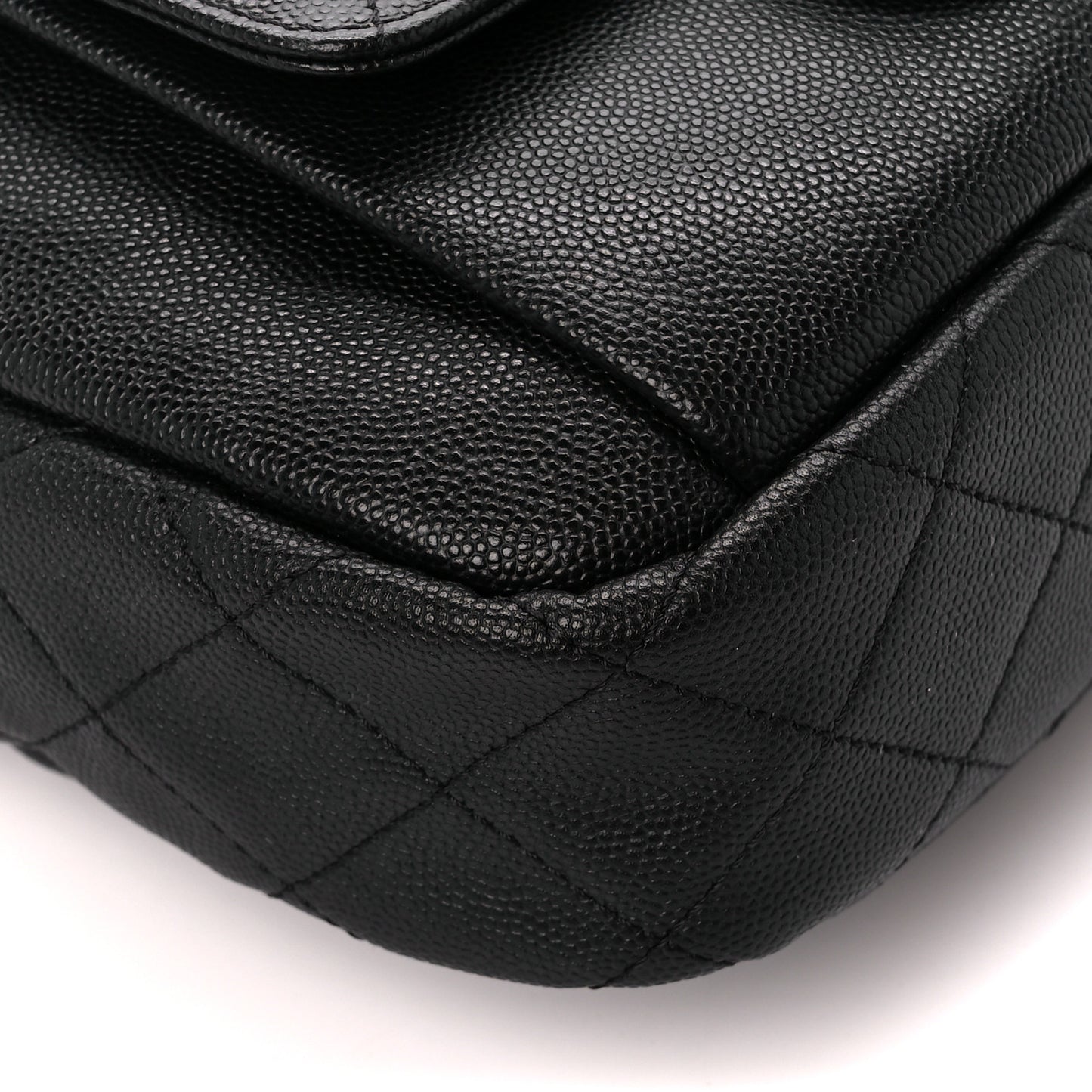 Caviar Quilted CC Day Camera Case Black