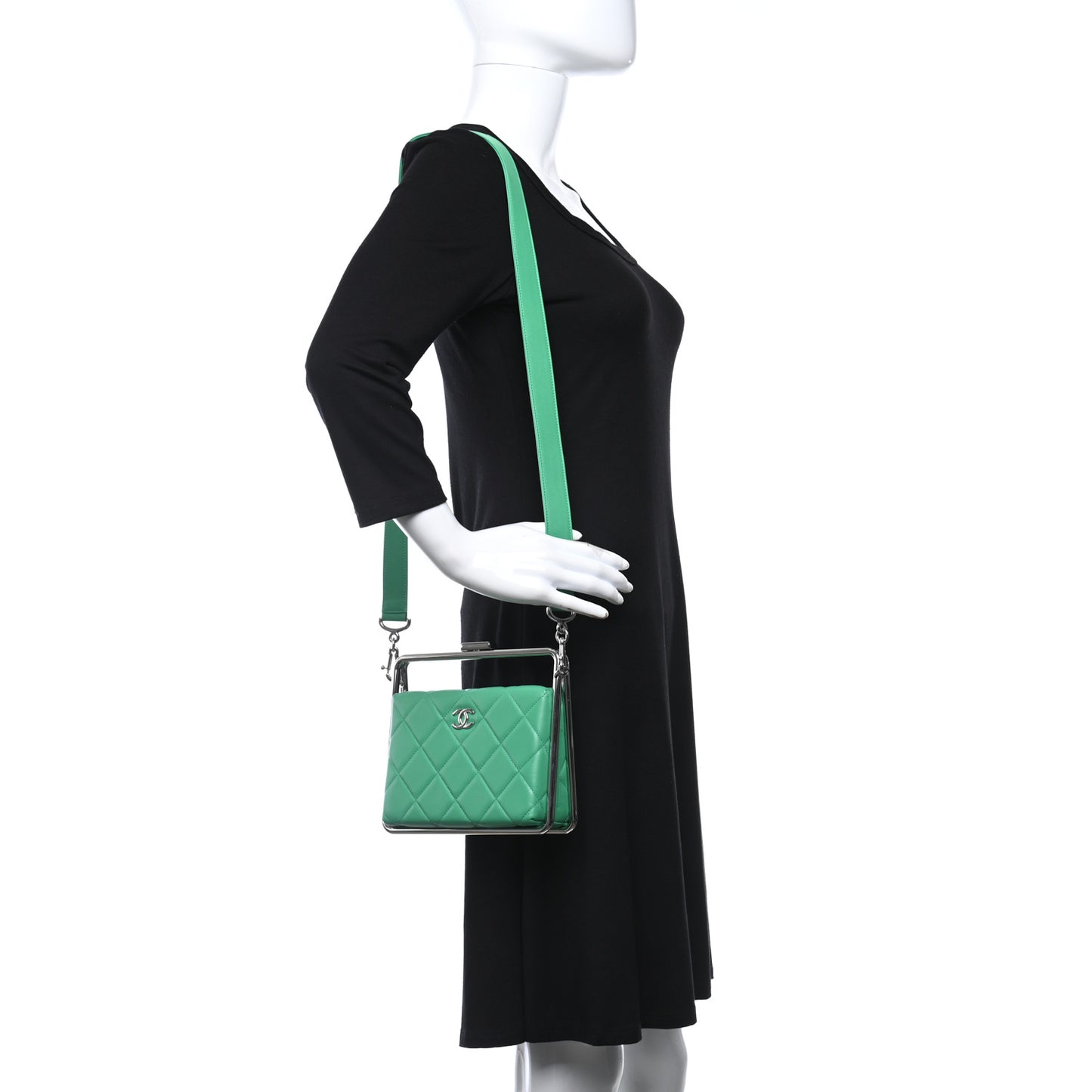 Quilted Lambskin Metal Bar Clutch Bag Green