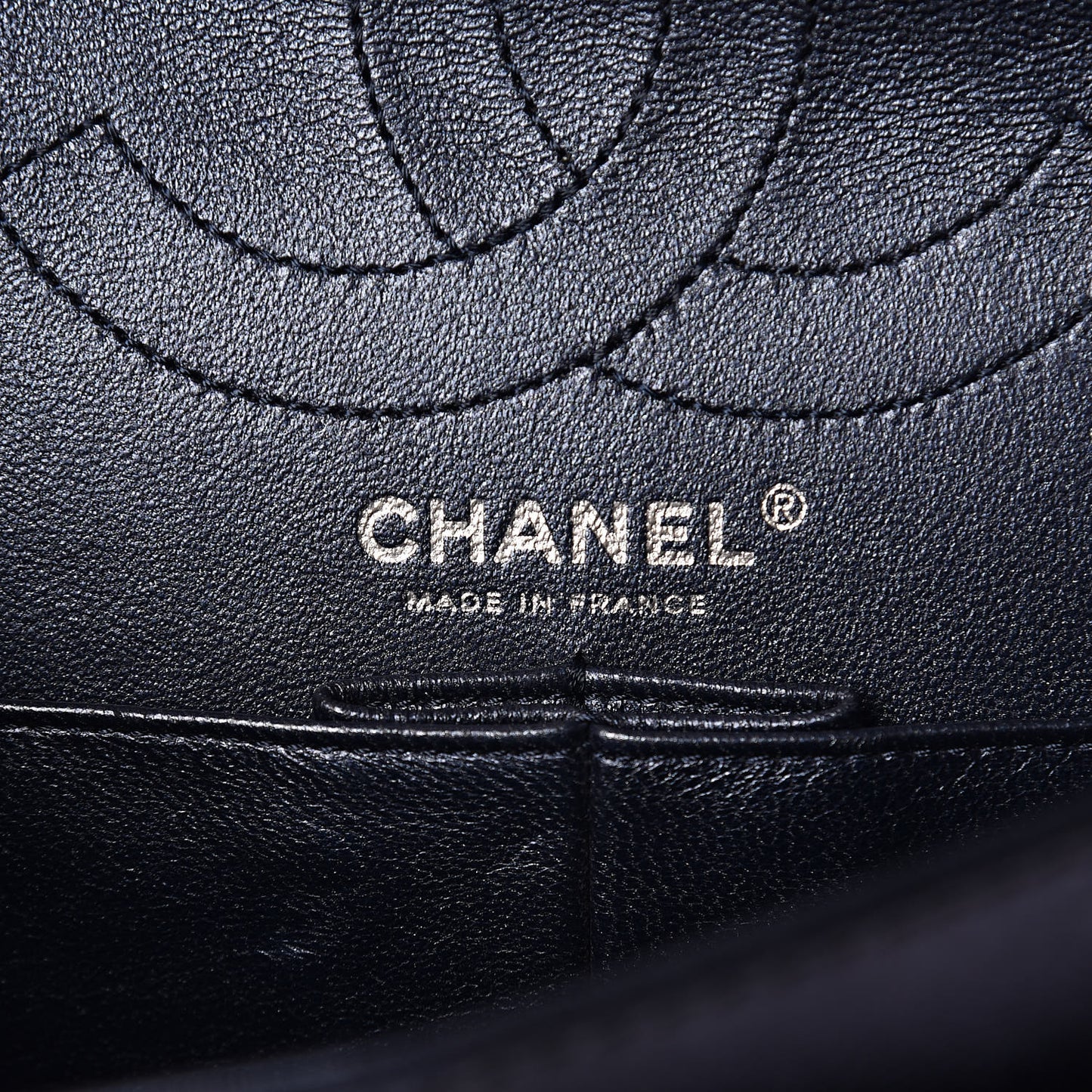 Metallic Calfskin Quilted 2.55 Reissue 226 Flap Marine Fonce