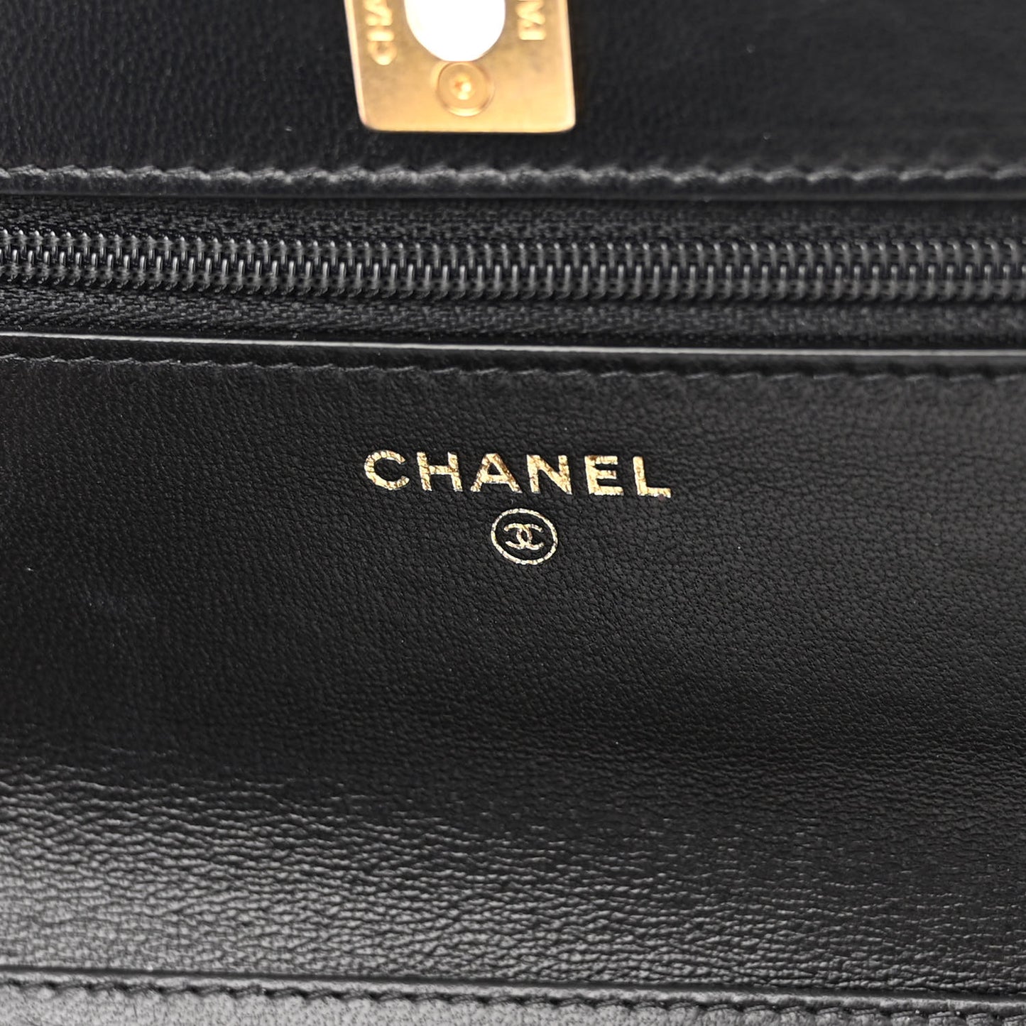 Lambskin Quilted Pearl Crush Wallet On Chain WOC Black