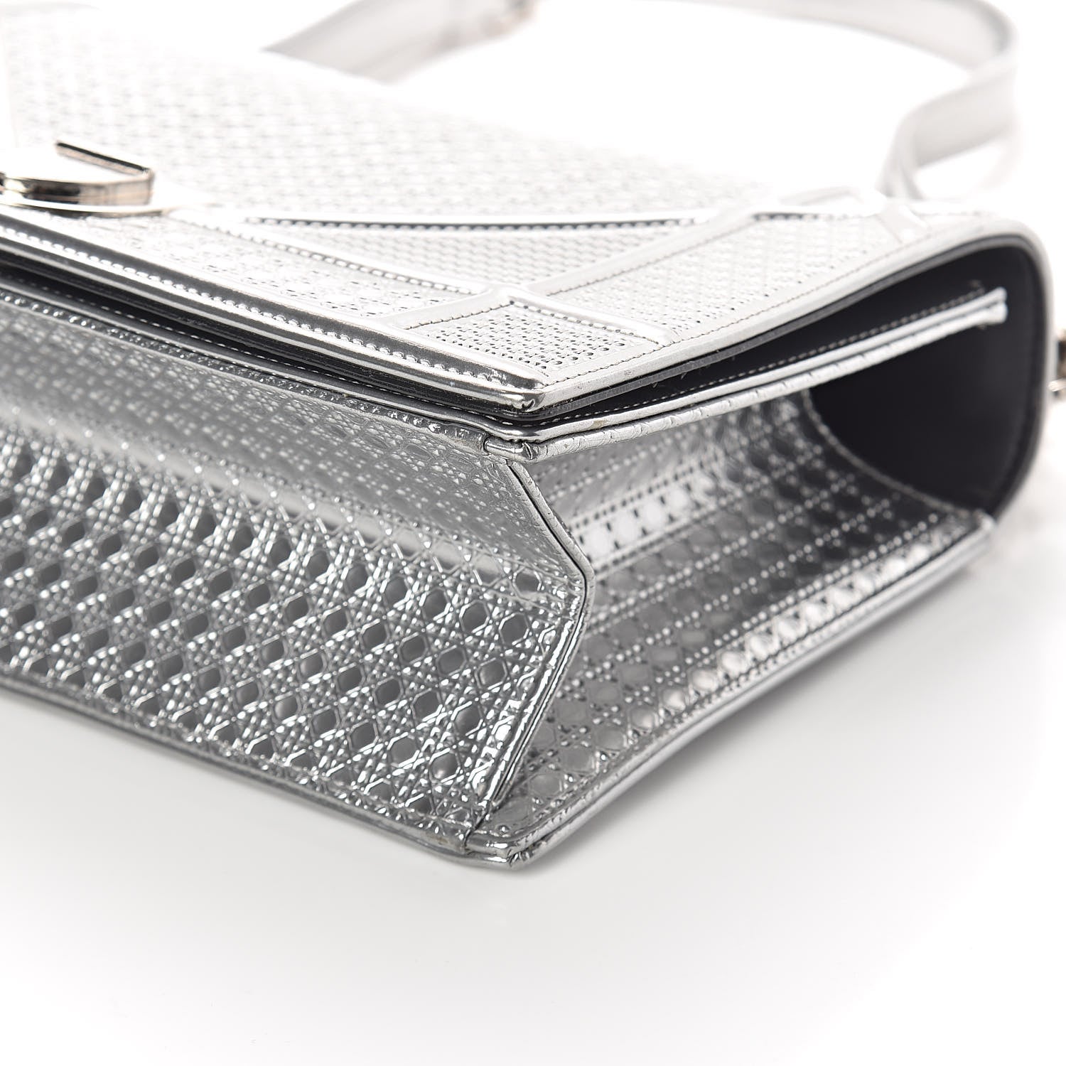 Christian Dior Metallic Patent Micro-Cannage Medium Diorama Flap Bag Silver 8 of 8