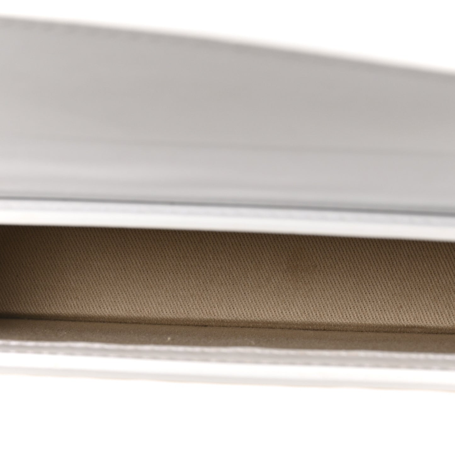Smooth Calfskin Le Chiquito Long White