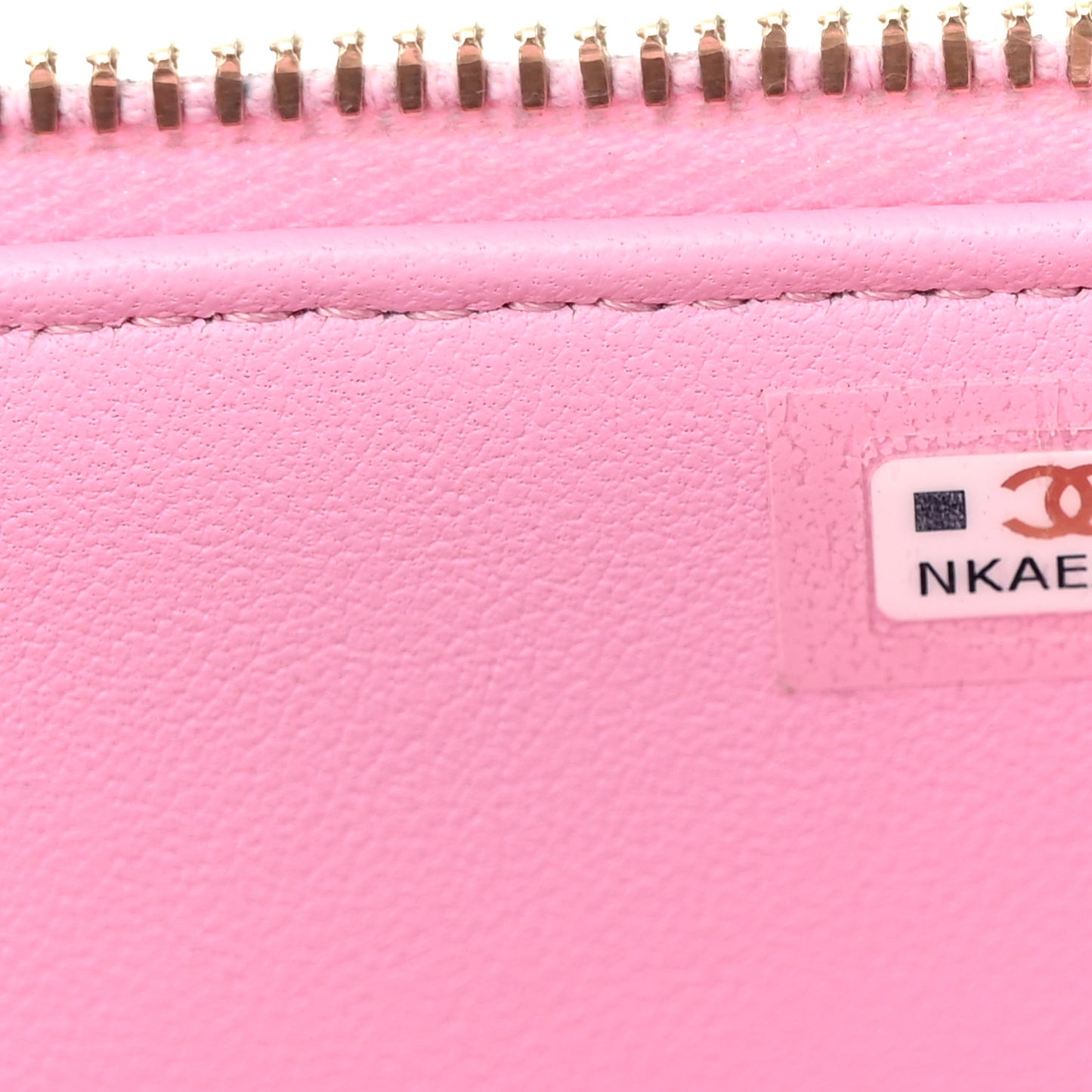 Caviar Quilted Sweetheart Vanity Case Pink