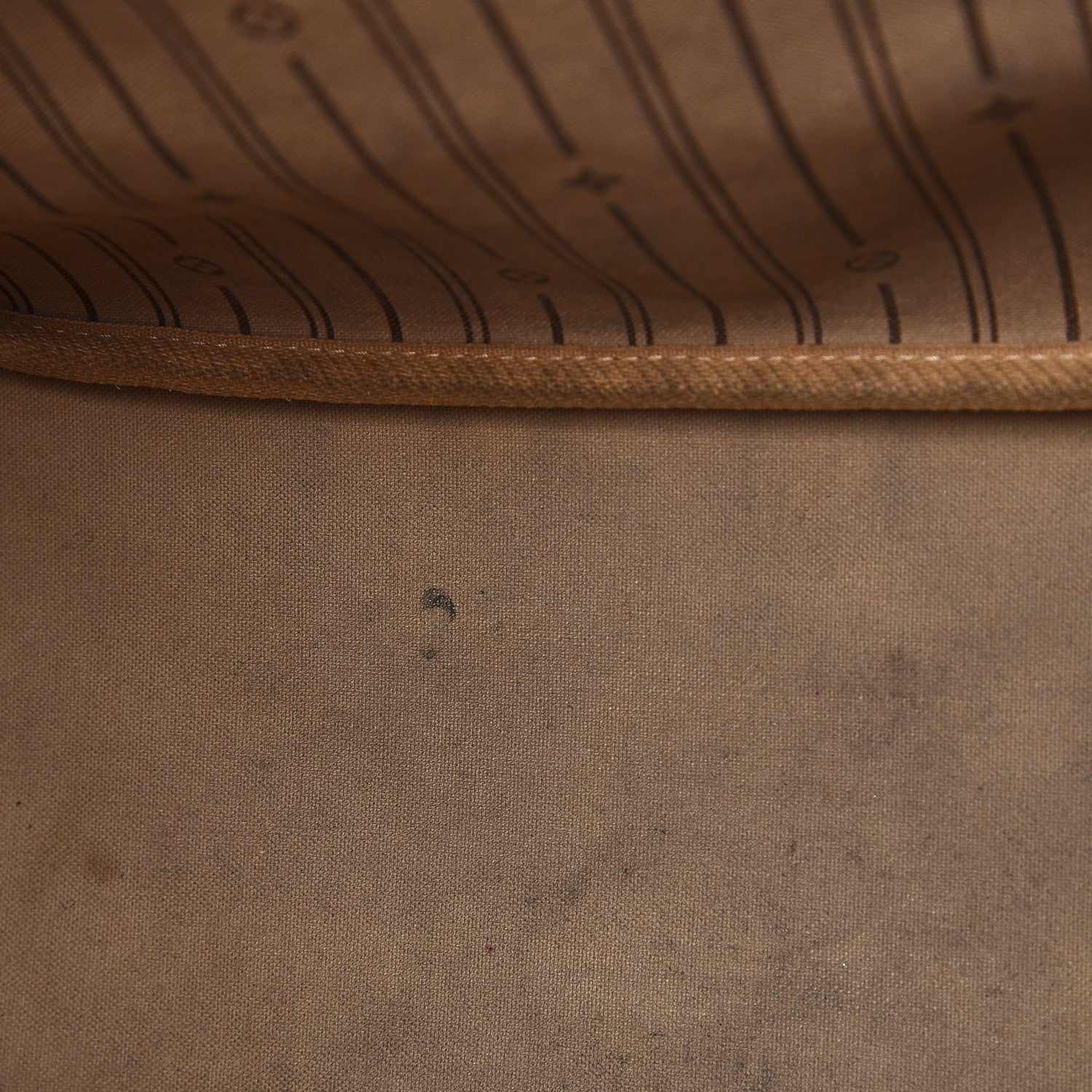 Louis Vuitton Monogram Neverfull GM 9 of 18