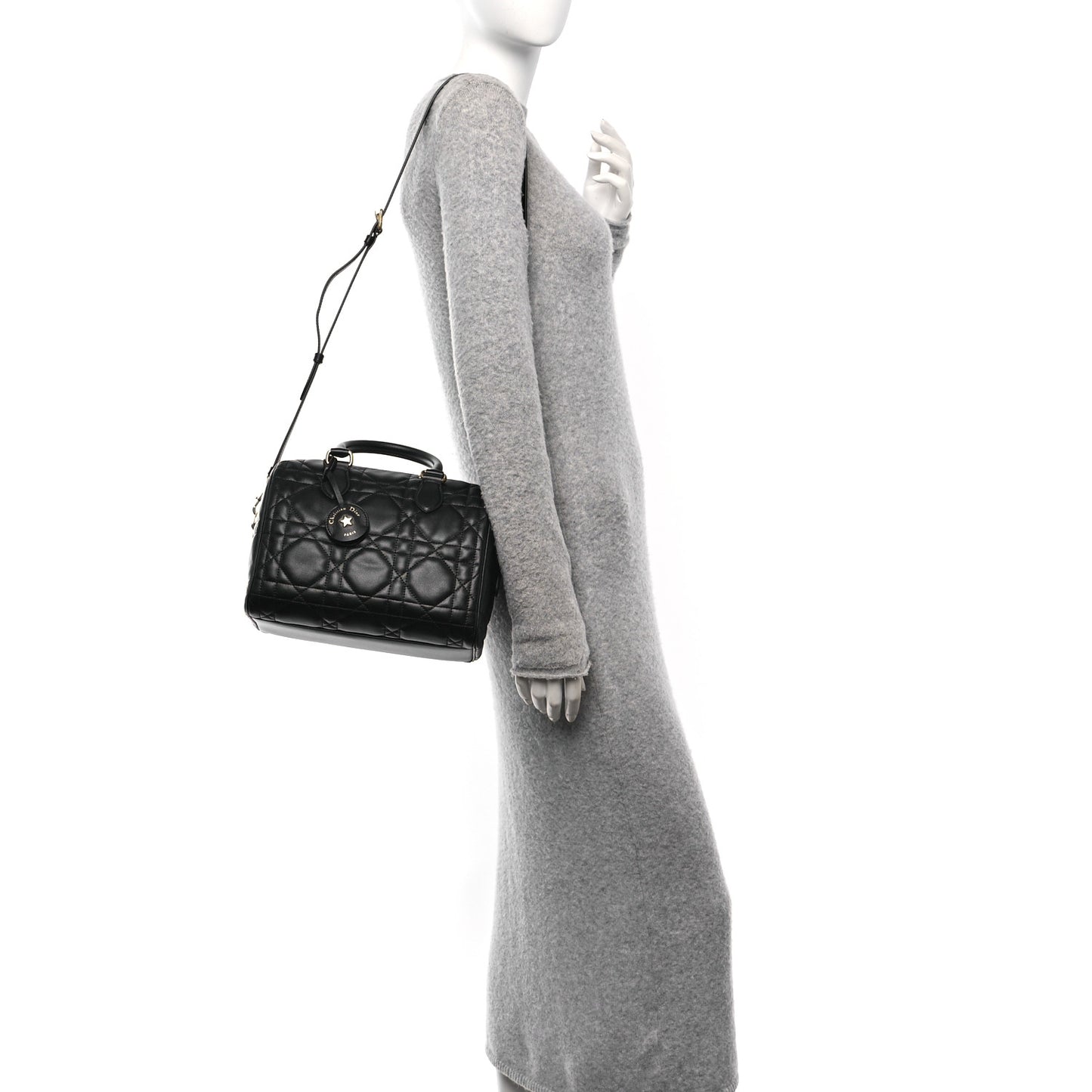 Calfskin Macrocannage Groove 25 Bag Black