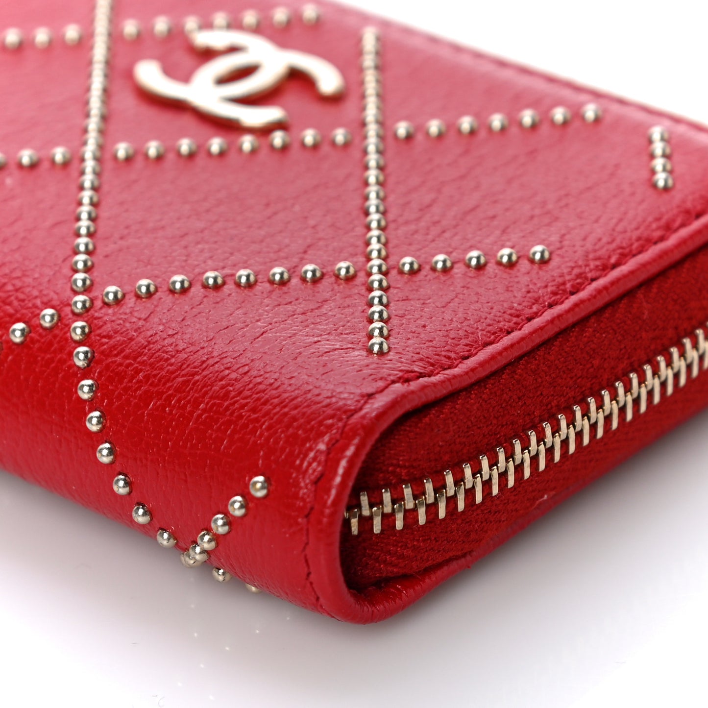 Shiny Lambskin Studded Rock The Diamond CC Zip Around Coin Purse Red