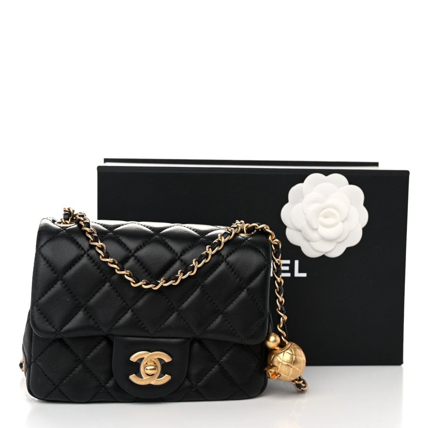 Lambskin Quilted Mini Pearl Crush Flap Black